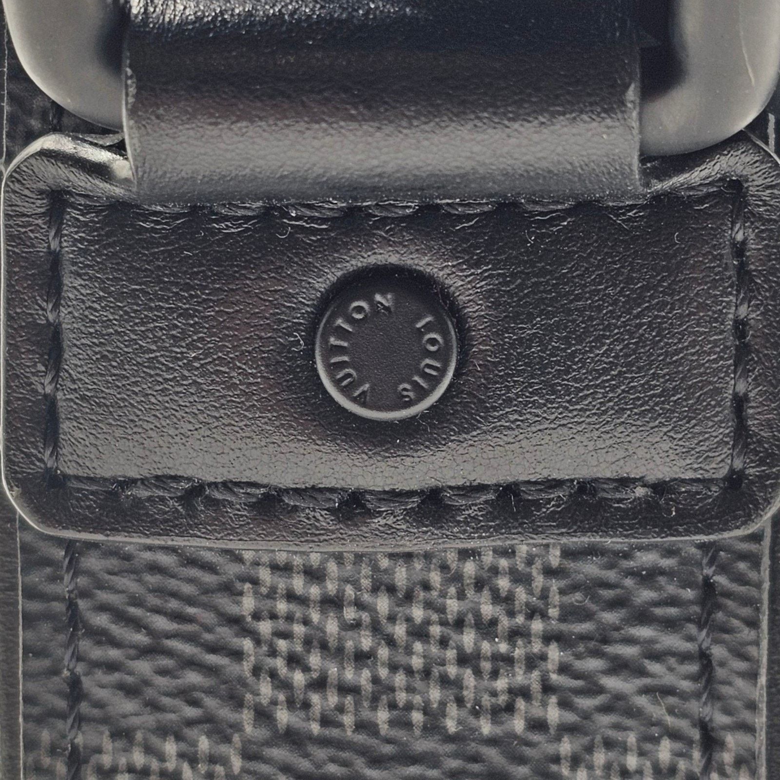Louis Vuitton Damier Graphite Canvas Men's Crossbody Messenger Bag Black Size ONE SIZE - 7 Thumbnail