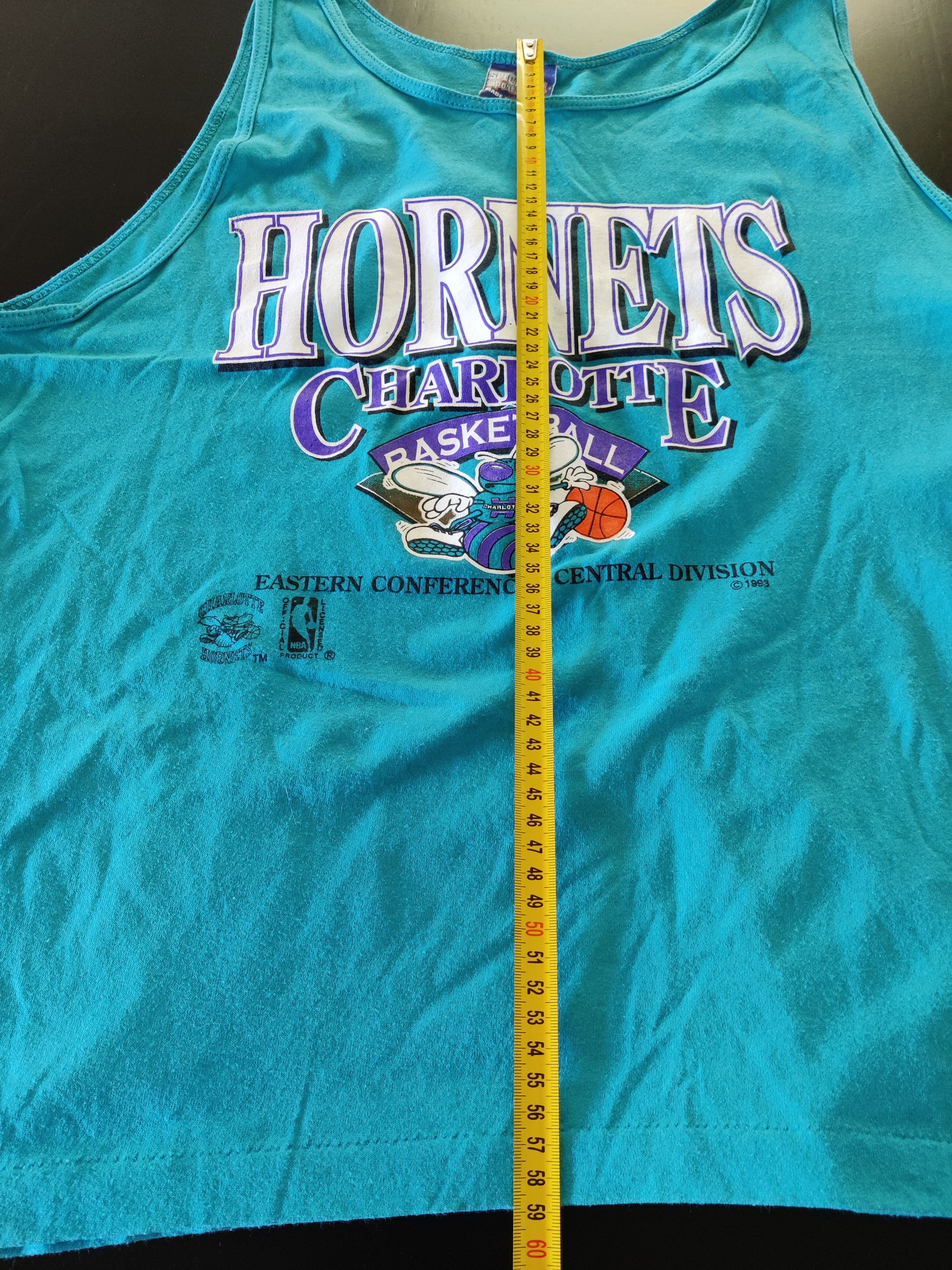 Vintage Spectator Charlotte Hornets NBA Tank Top Vintage 1993 XL Size US XL / EU 56 / 4 - 11 Thumbnail