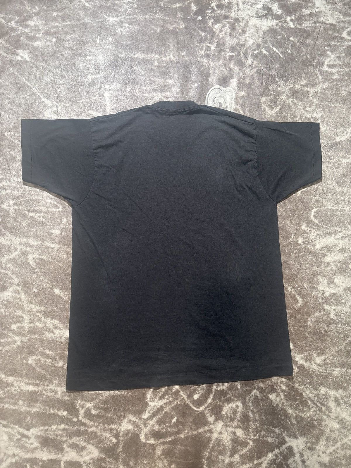 Fruit Of The Loom I Survived The Blizzard of 93 March 13, 1993 Vintage T-Shirt Size US XL / EU 56 / 4 - 5 Thumbnail