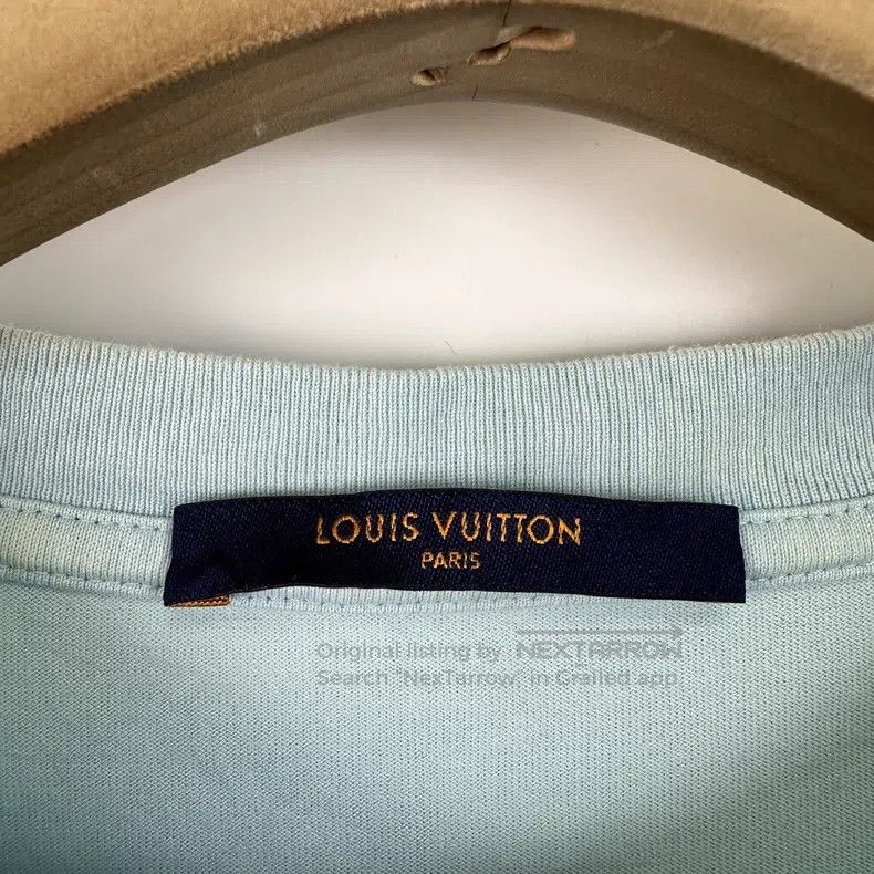 Louis Vuitton Louis Vuitton Sky blue full print gradient Logo short slee Size US M / EU 48-50 / 2 - 4 Thumbnail