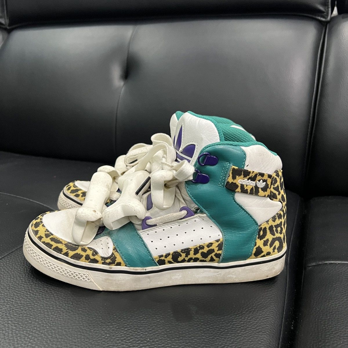Adidas × Jeremy Scott adidas jeremy scott Size US 6.5 / IT 36.5 - 2 Thumbnail