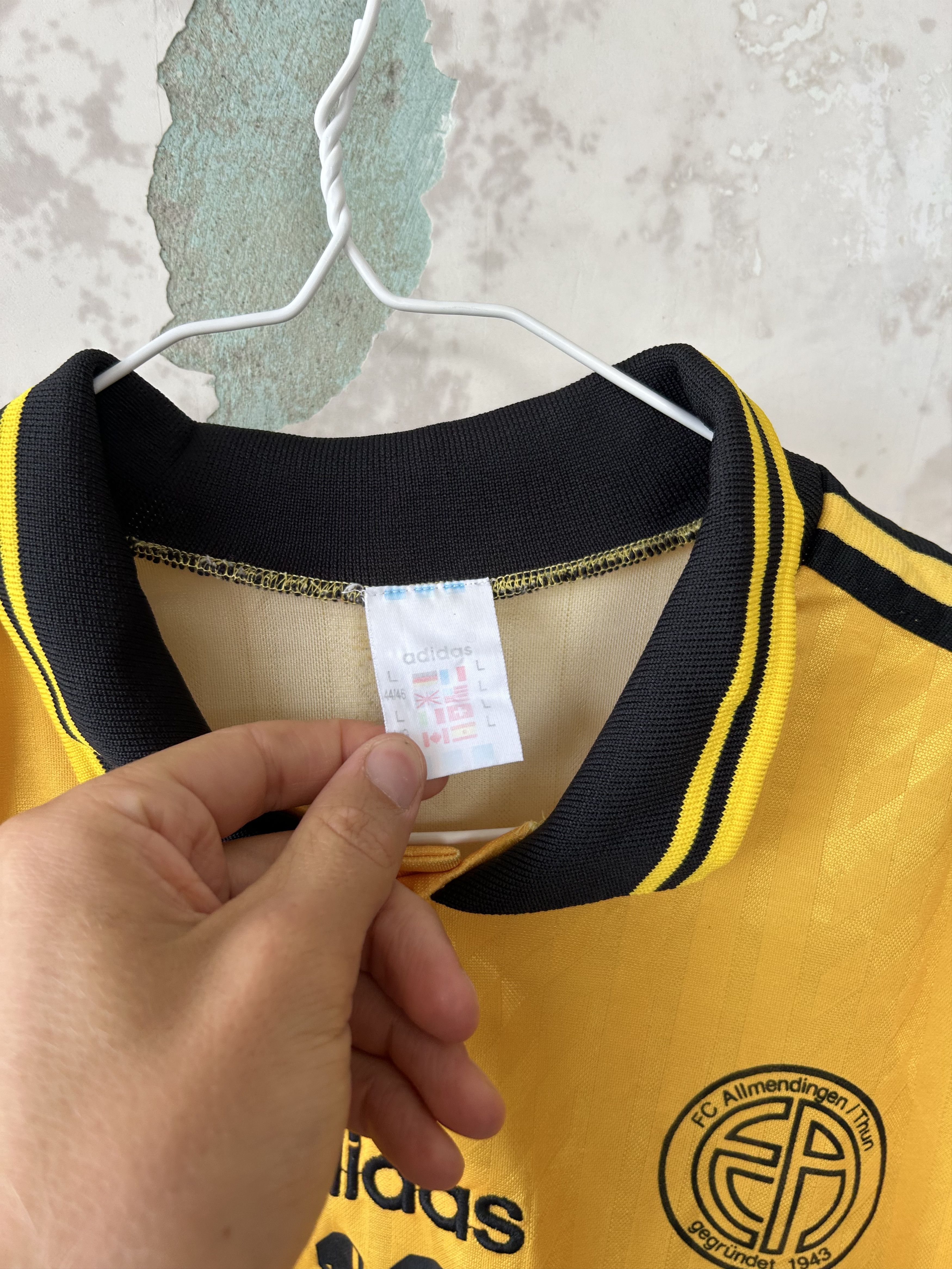 13 number FC vintage adidas soccer jersey 80s