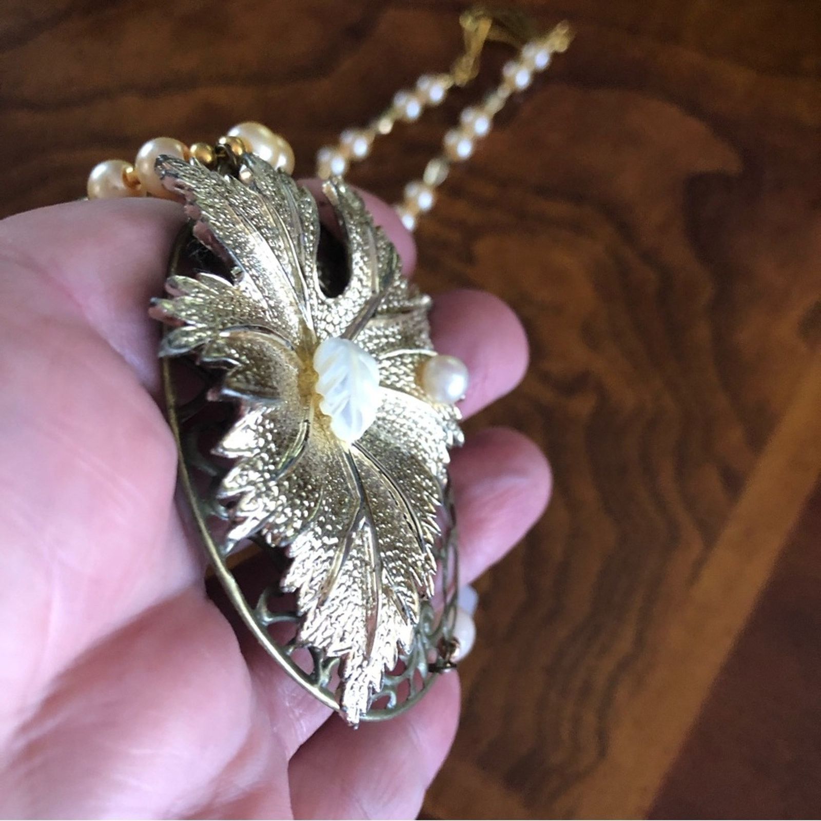 Handmade Handcrafted repurpose gold leaf quartz Pearl necklace Size ONE SIZE - 10 Thumbnail