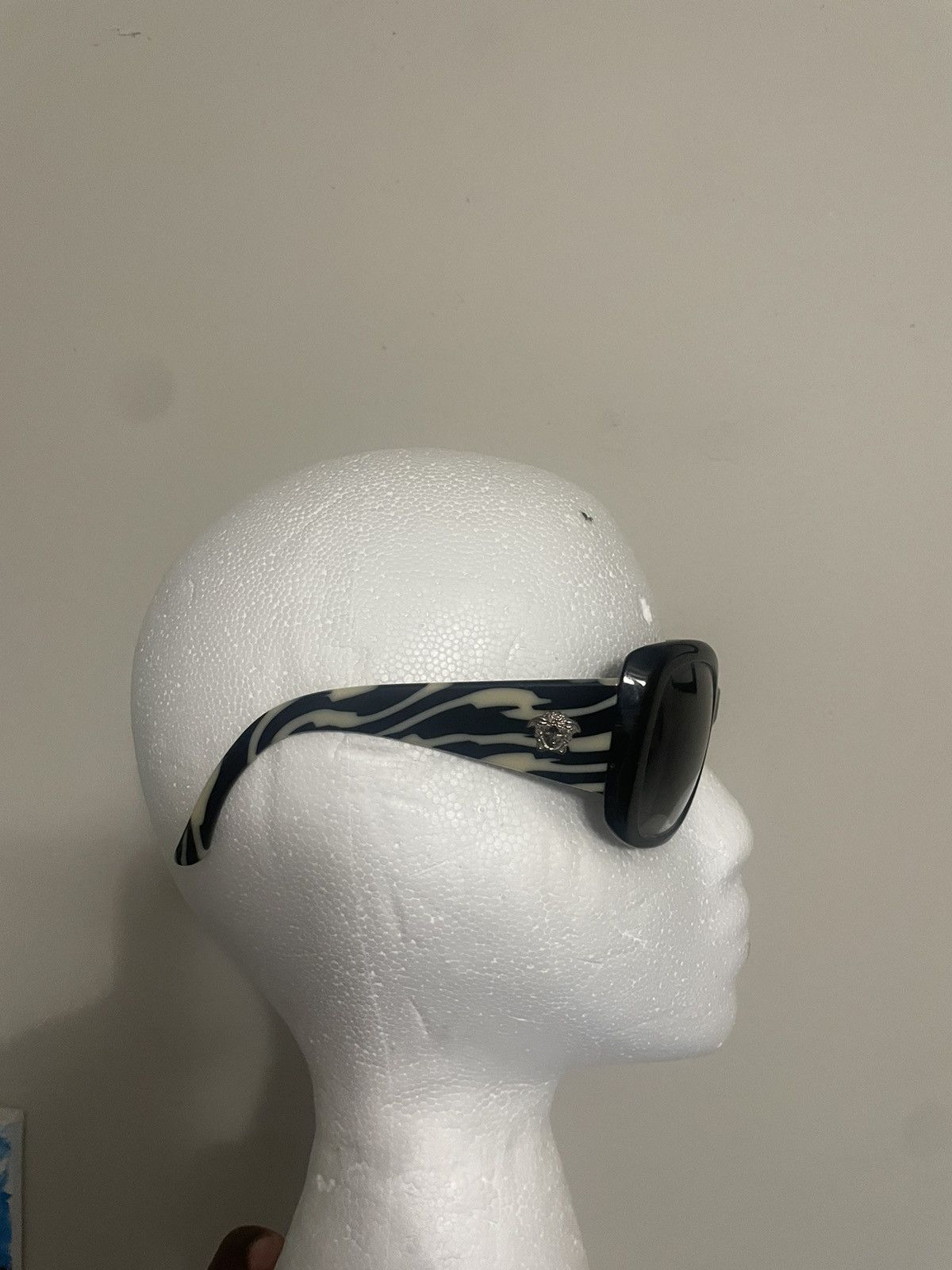 Versace Vintage Versace shades Size ONE SIZE - 3 Thumbnail