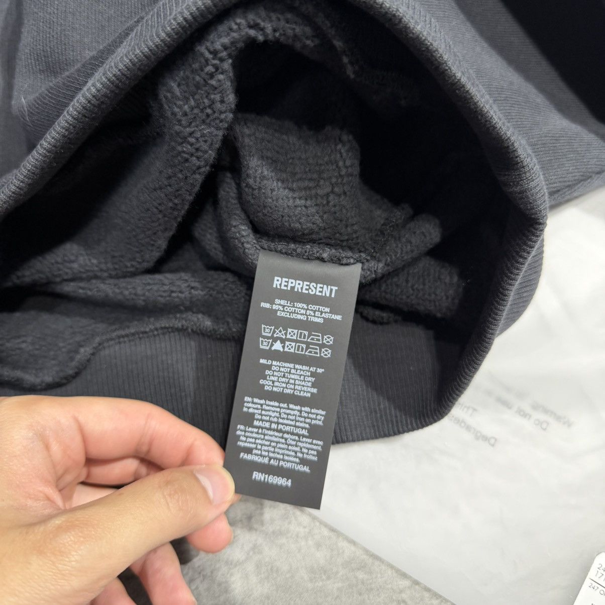 Represent Clo. Represent 247 On His Shoulders Boxy Hoodie Size US M / EU 48-50 / 2 - 5 Thumbnail