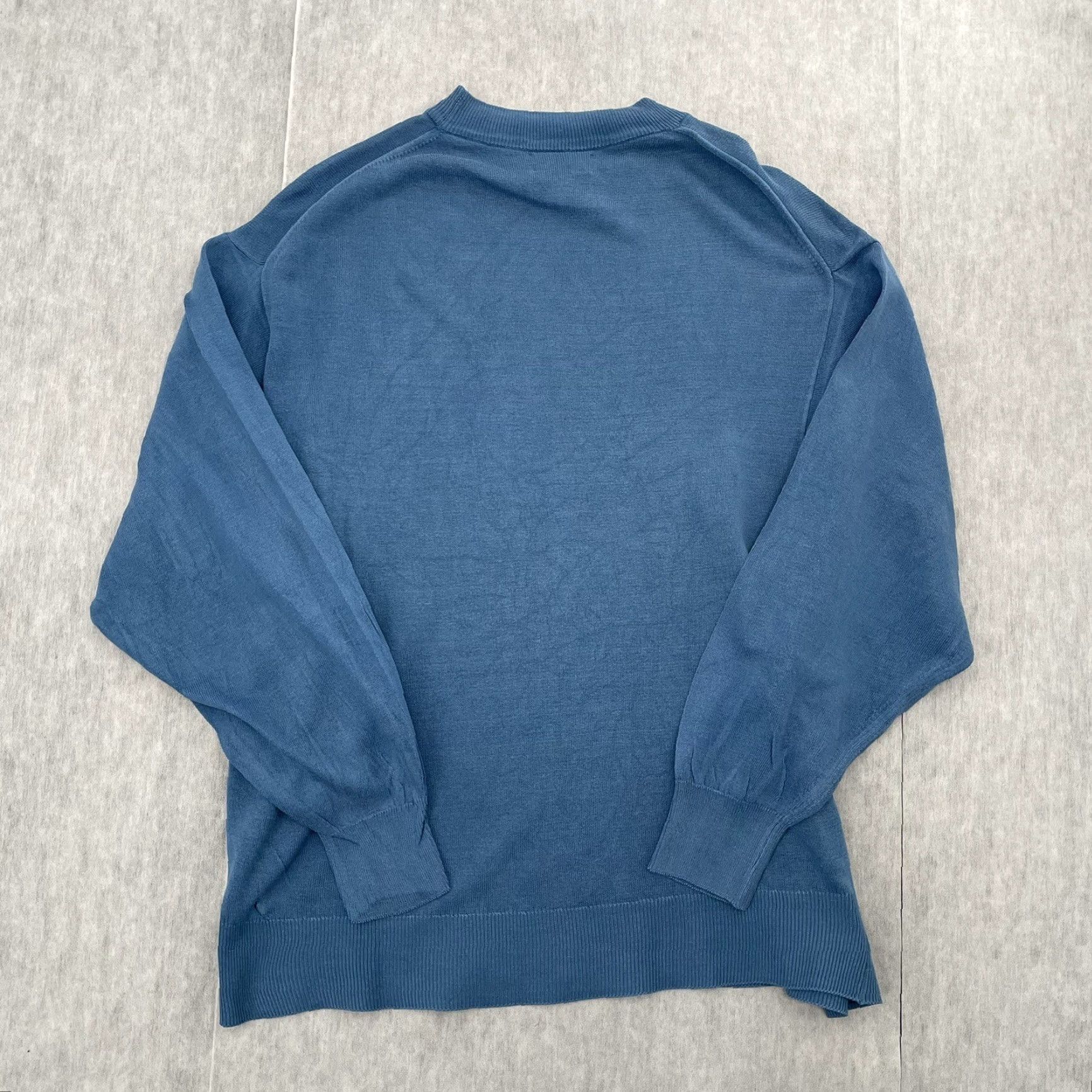 Vintage VINTAGE Tuttle Golf Sweater Shirt Adult Large Blue Silk Pullover Long Sleeve Mens L (Golf) Size US L / EU 52-54 / 3 - 2 Thumbnail