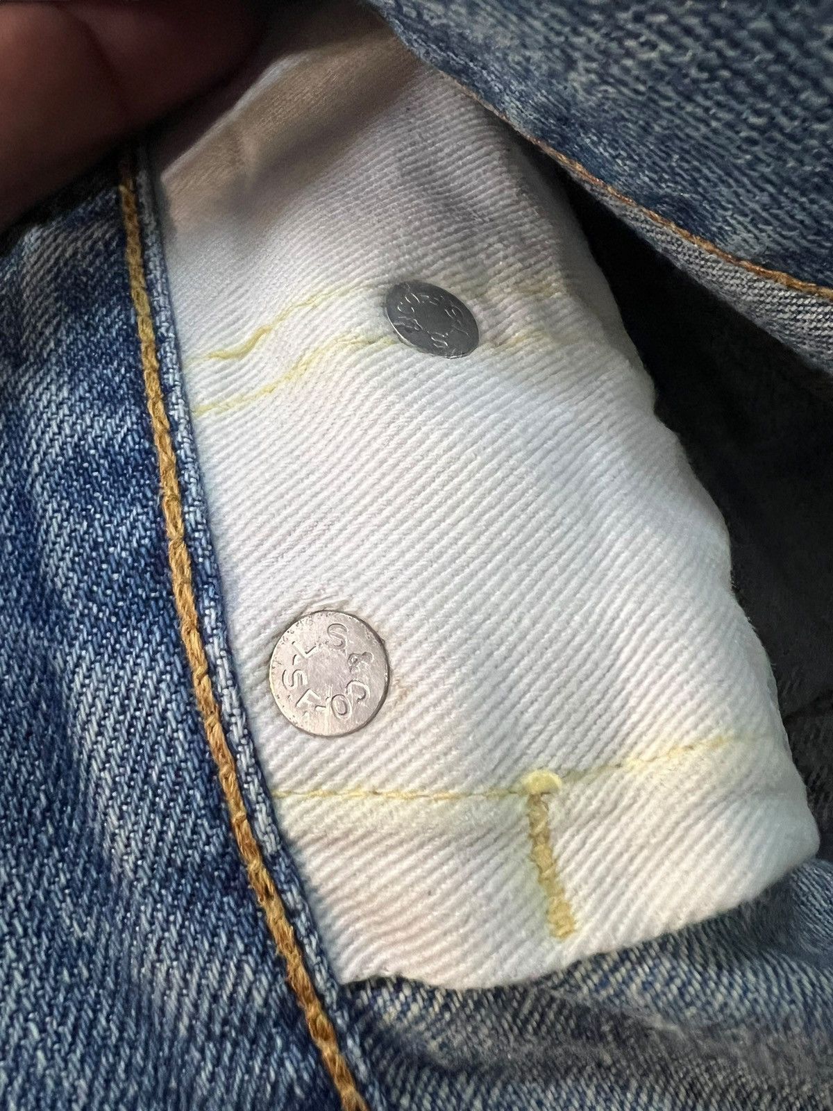 Levi's Vintage Distressed Levi’s 501 Big E Selvedge Faded Jean Size US 27 - 15 Thumbnail