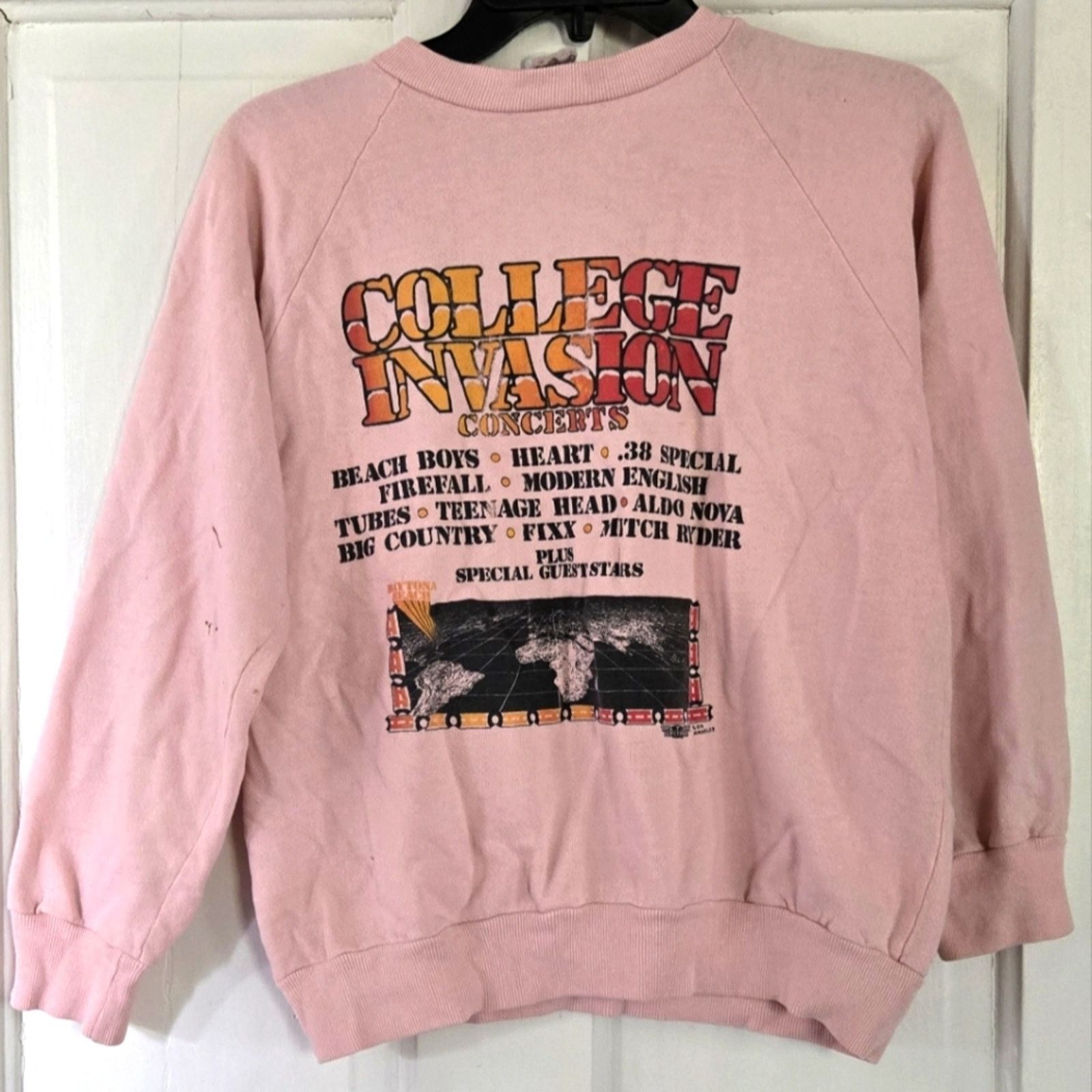 Other Pink 1984 College Invasion Concert Sweatshirt Size M Size M / US 6-8 / IT 42-44 - 1 Thumbnail