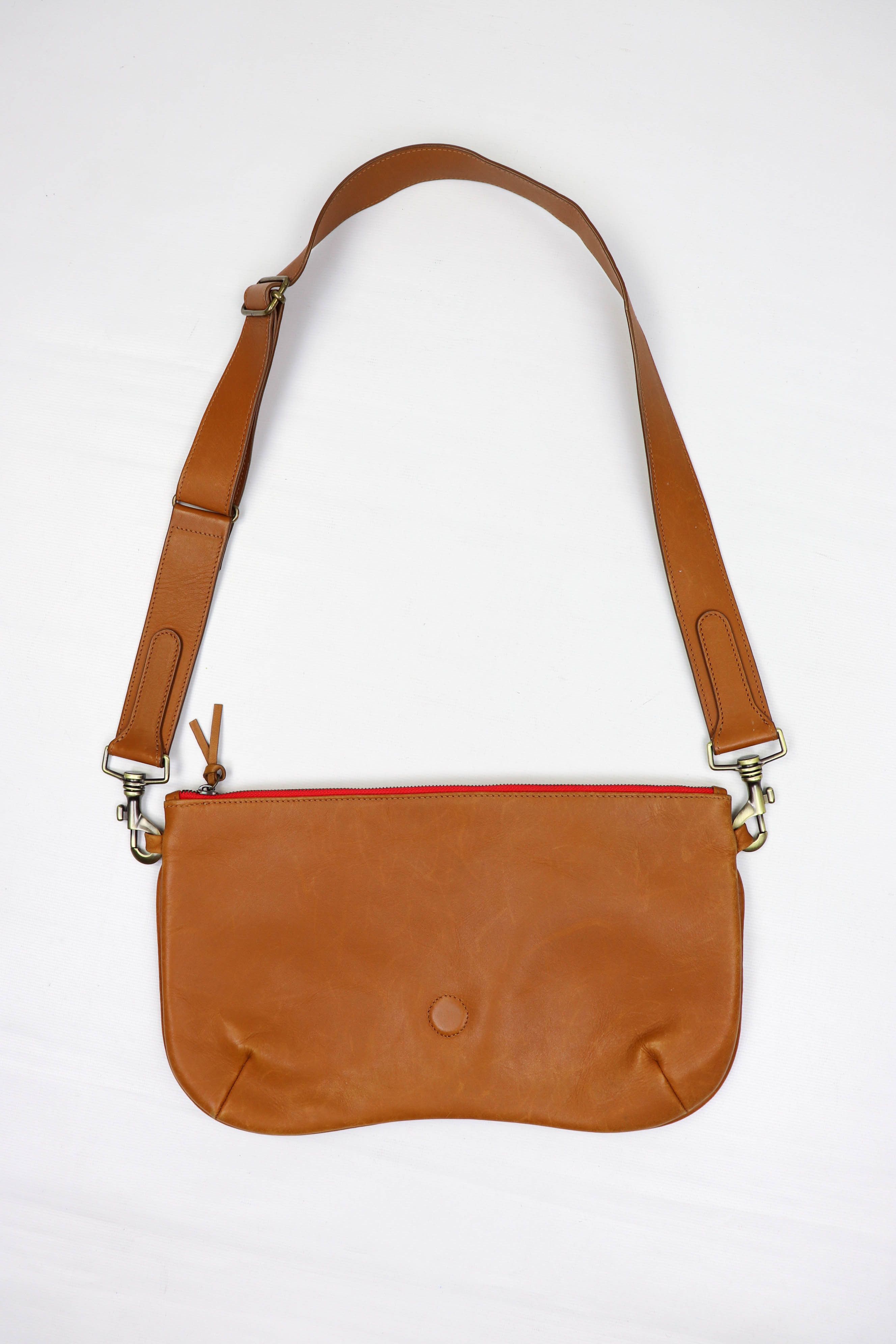 Designer × Leather La Stella Tan Beige Leather Crossbody Shoulder Bag Size ONE SIZE - 5 Thumbnail