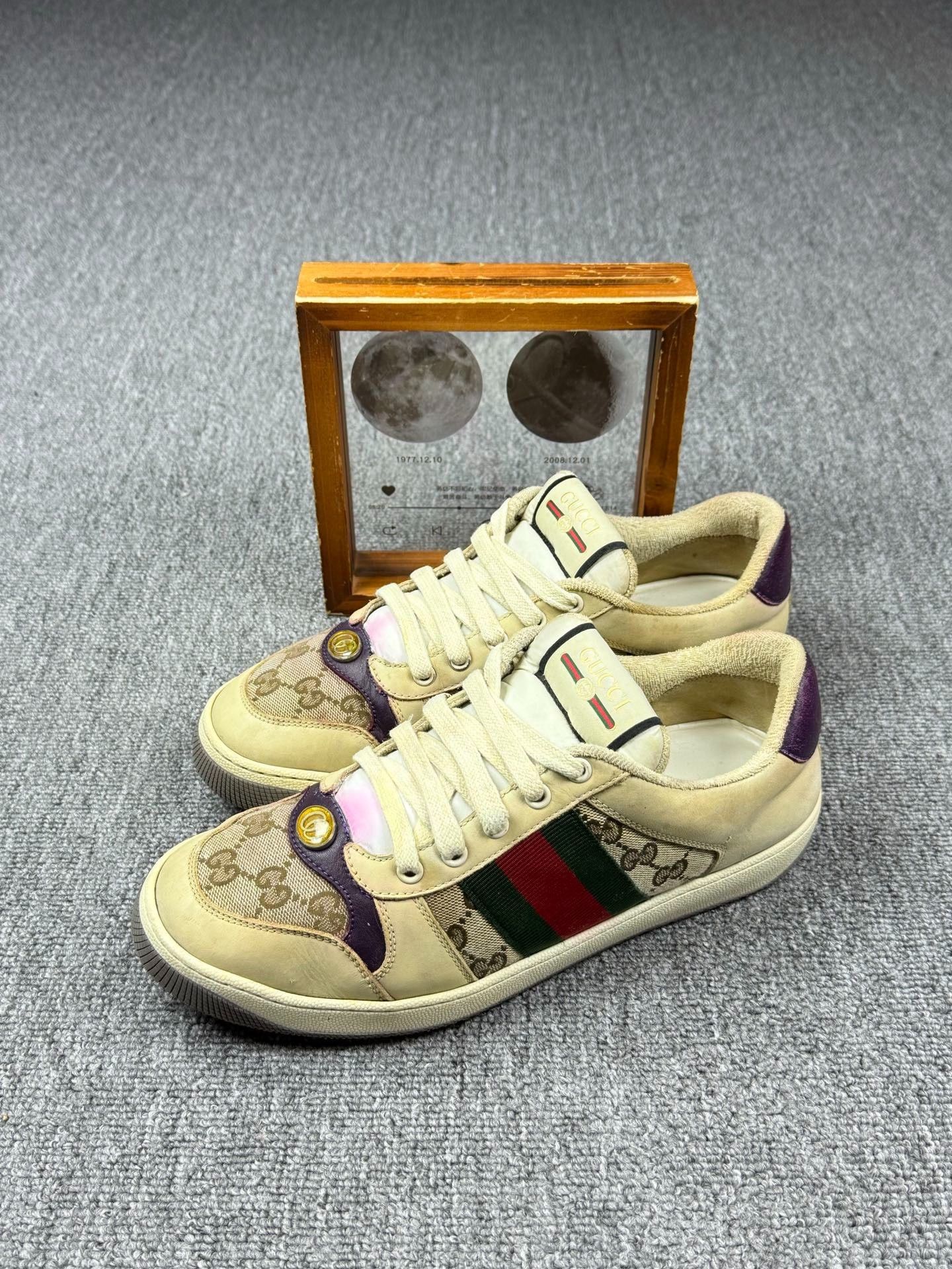 Gucci Gucci Beige Lowtop Sneakers 7.5 Men Size US 7.5 / EU 40-41 - 1 Thumbnail