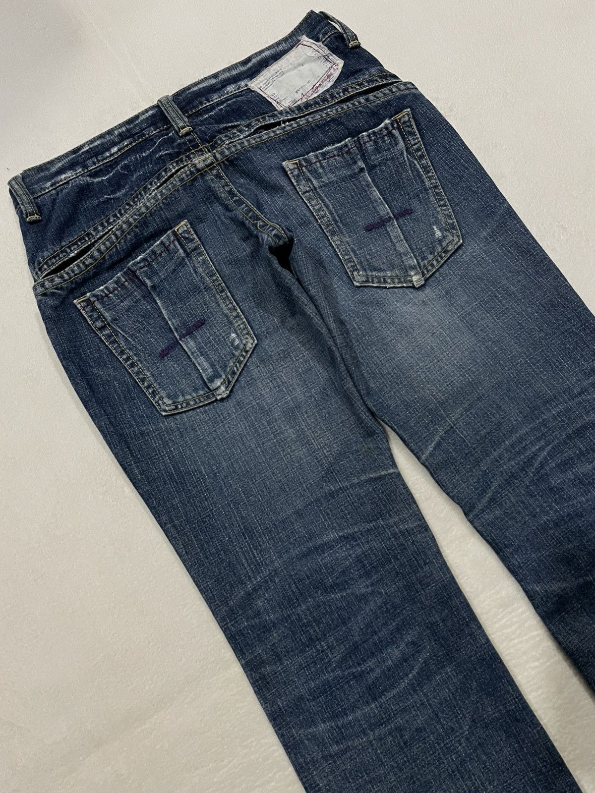 Japanese Brand Vintage Japanese Brand Straight Cut Distressed Faded Jeans Size US 30 / EU 46 - 17 Thumbnail