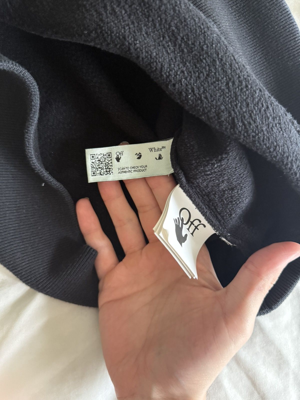 Off-White Off White Pivot Fish Hoodie Size US S / EU 44-46 / 1 - 3 Thumbnail
