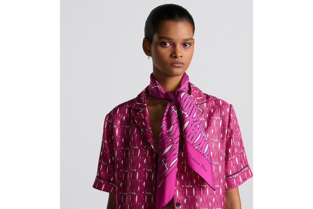 Dior o1bcso1str0226 Size:OS/90 Square Scarf in White/Pink Size ONE SIZE - 5 Thumbnail