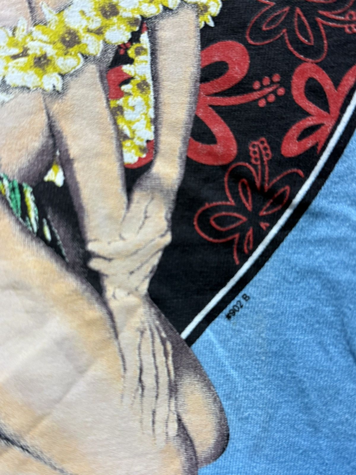 Vintage Vintage I Got Lei’d Hawaii Nekad Girl Surf Tee Size US L / EU 52-54 / 3 - 3 Thumbnail