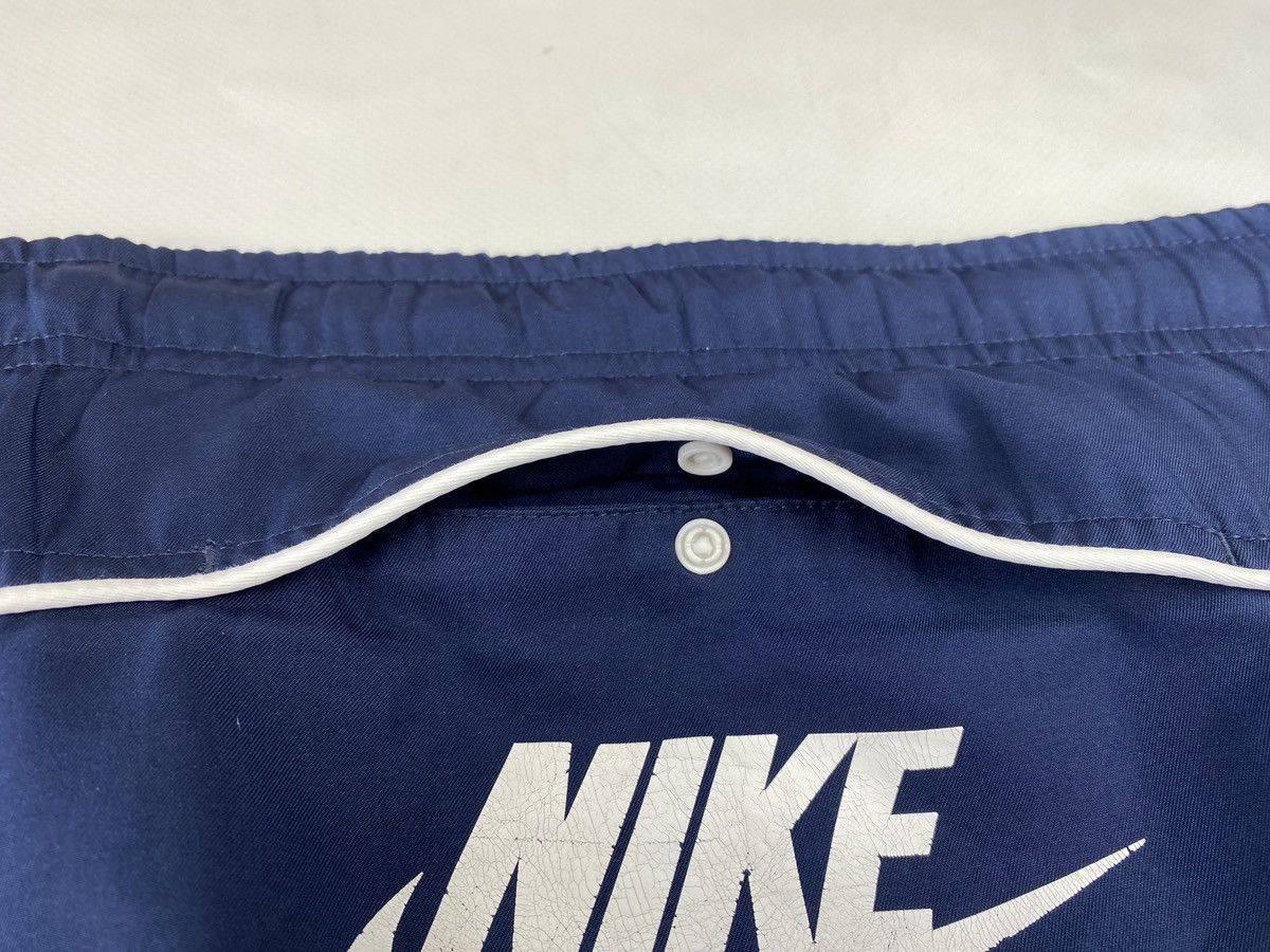 Jordan Brand × Nike × Vintage Nike Shorts Nylon 90S Big Back Logo Swoosh Swim Size US 36 / EU 52 - 6 Thumbnail