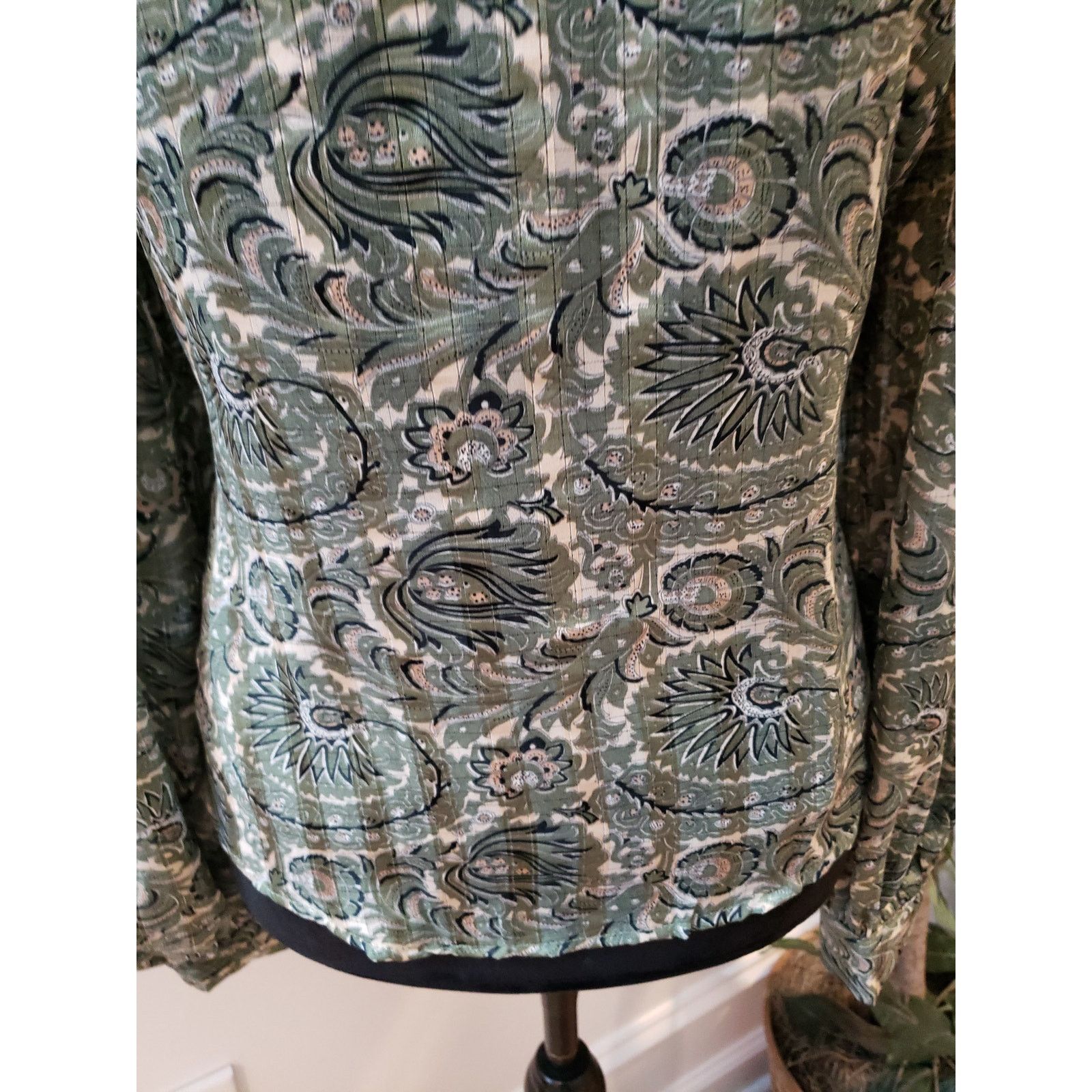 The Unbranded Brand Lucca Blouse Women Medium Green Paisley Puff Sleeve Square Size M / US 6-8 / IT 42-44 - 4 Thumbnail