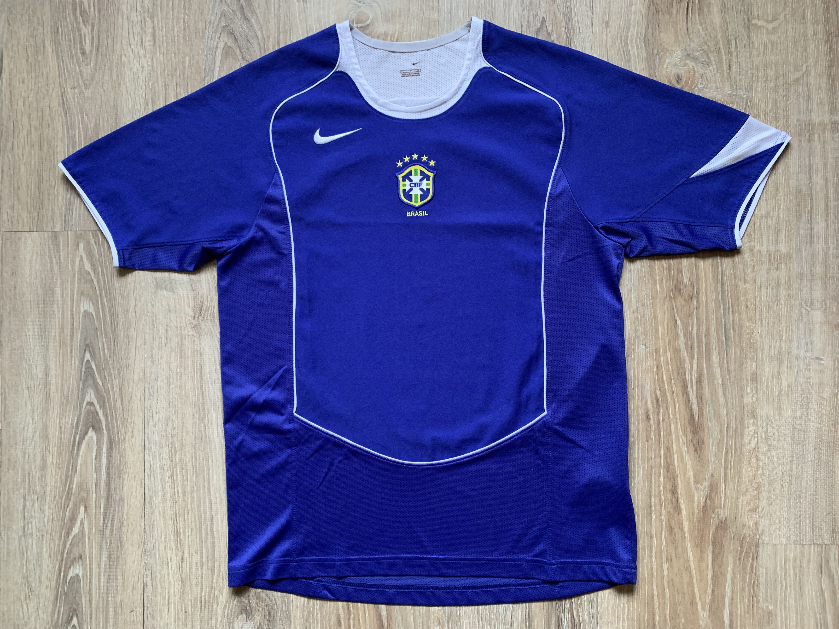 Nike × Vintage Kids Vintage Nike Brazil Away Shirt 2004-2006 Size US XXS / EU 40 - 3 Thumbnail