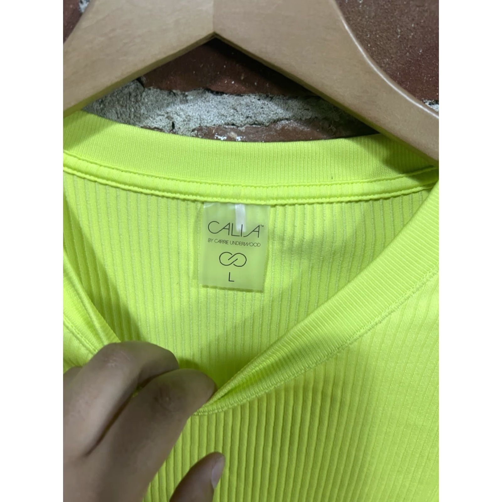 Vintage Calia Long Sleeve Neon Yellow Ribbed Shirt Women L Yellow Neon Activewear Shirt Mens Size L / US 10 / IT 46 - 2 Thumbnail