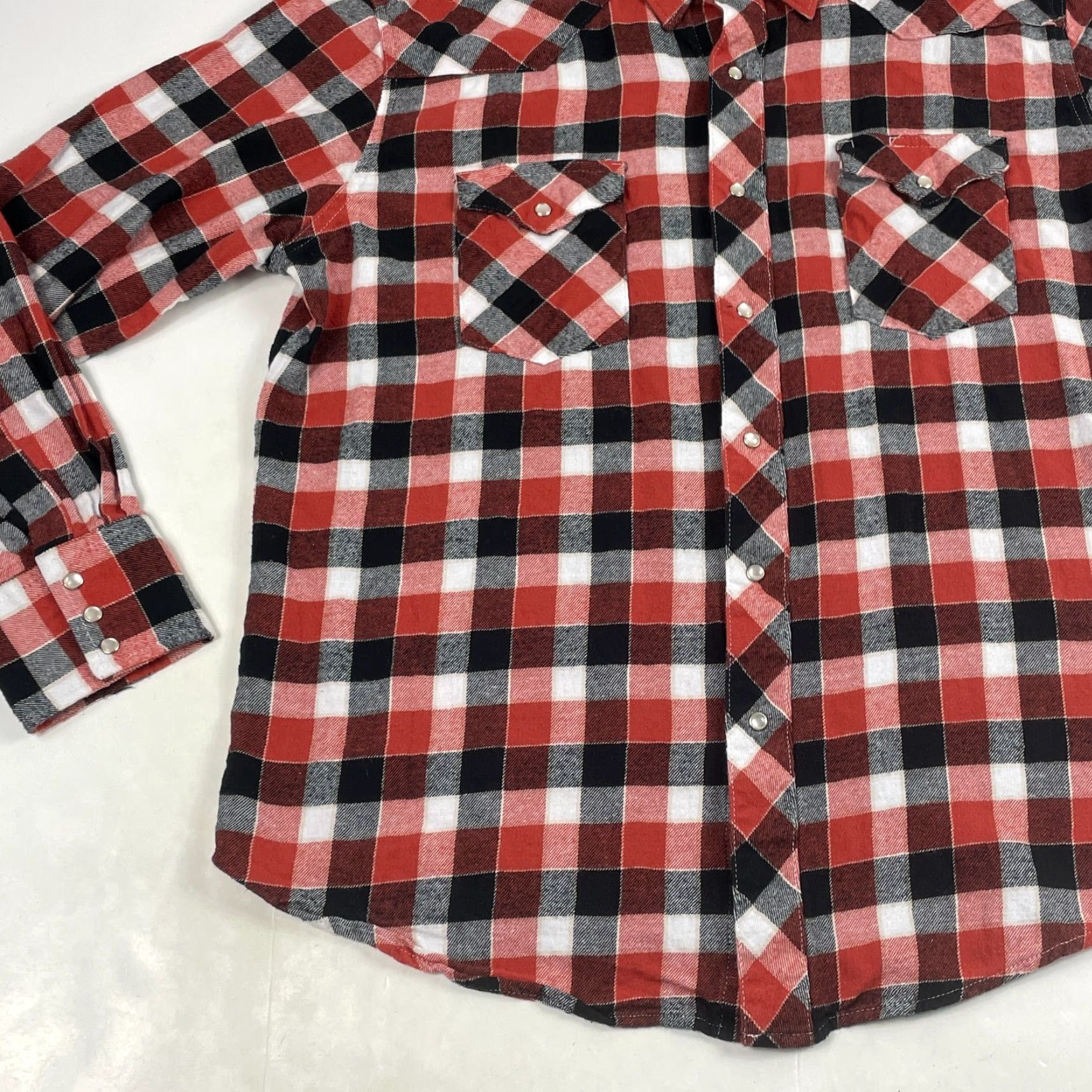 Wrangler VINTAGE Wrangler Shirt Mens XL Red Flannel Pearl Snap Western Cowboy Wrangler Wrancher Plaid Outdoor Western Farmer Boys Mens Size US XL / EU 56 / 4 - 6 Thumbnail