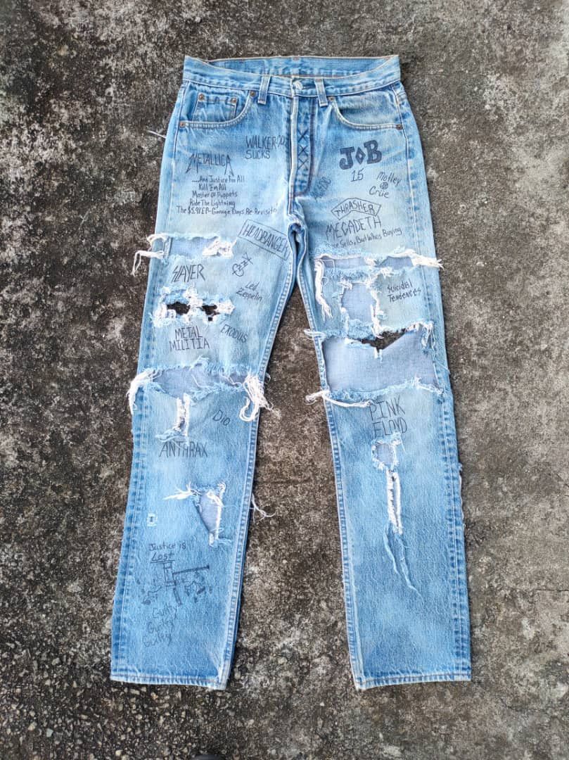 Levi's Vintage Clothing VINTAGE LEVI'S 501 BUTTON FLY JEANS RIPPED NAME BAND Size US 30 / EU 46 - 3 Thumbnail