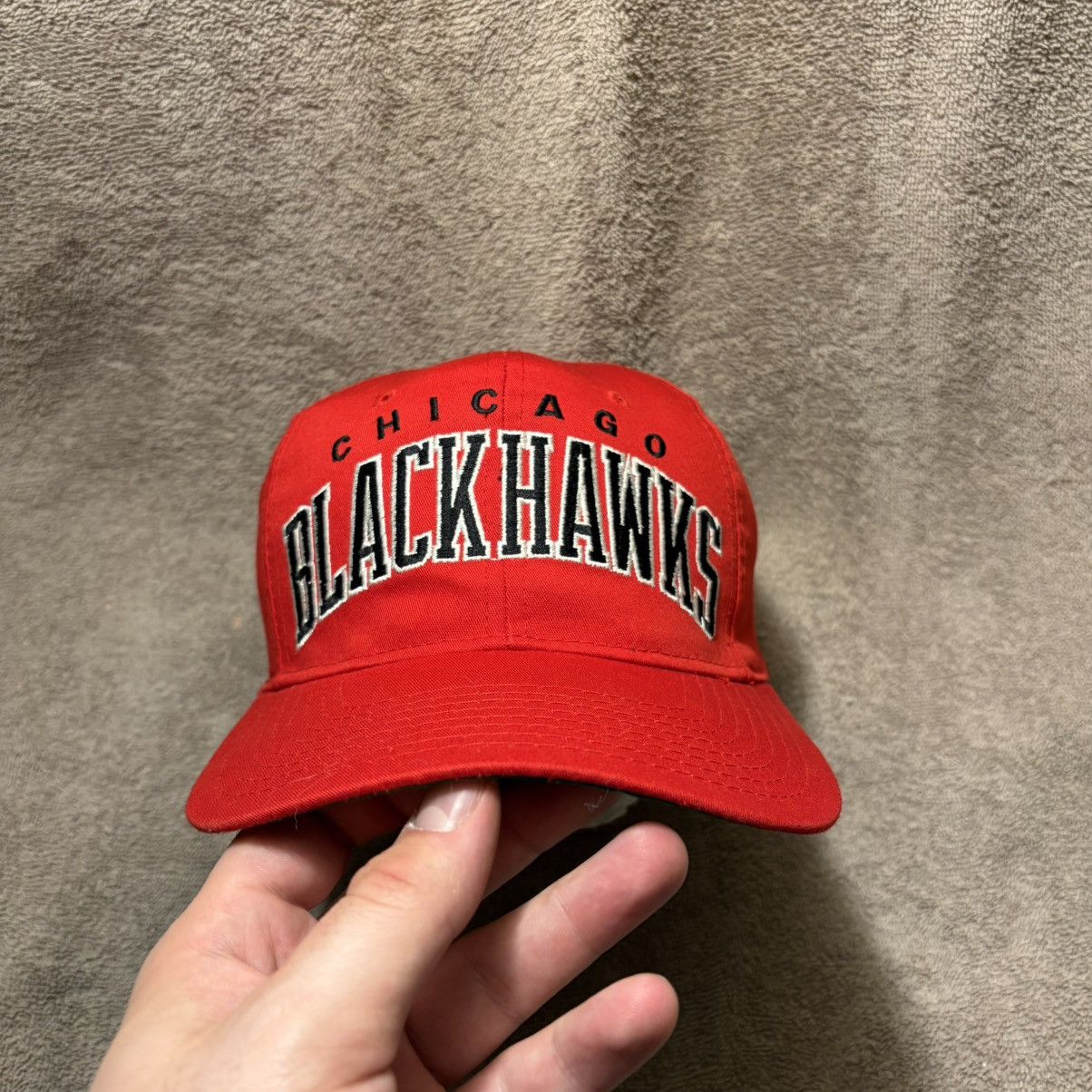 Starter Vintage 90s Chicago Blackhawks Starter Snapback Hat NHL Red Size ONE SIZE - 4 Thumbnail