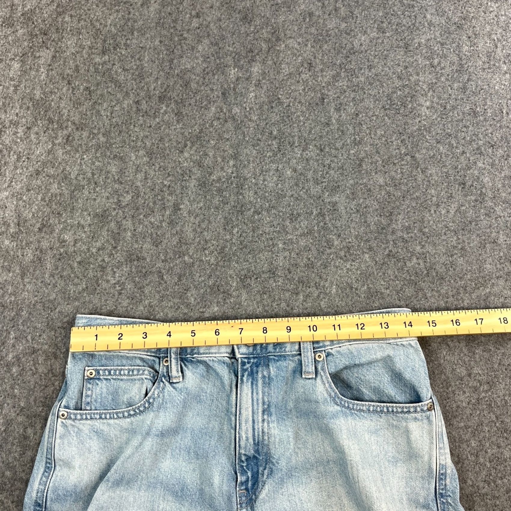 Uniqlo Uniqlo Jeans Baggy Wide-Leg 26 31 Light Wash Blue 100% Cotton Womens Size 6 Regular Size 28" / US 6 / IT 42 - 6 Thumbnail