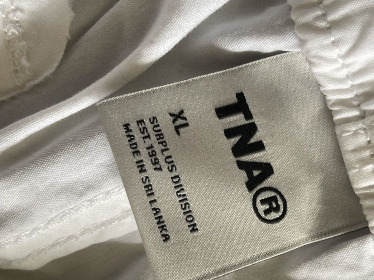 TNA Aritzia TNA Stunt parachute cargo pants Size 34" / US 12 / IT 48 - 9 Thumbnail