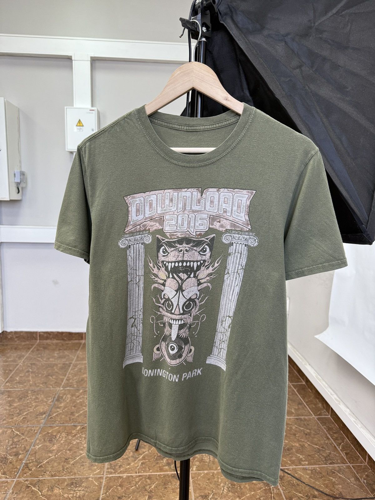 Black Sabbath 🇬🇧 Download 2016 Festival Korn Rammstein NOFX Deftones Saxon Size US M / EU 48-50 / 2 - 1 Thumbnail