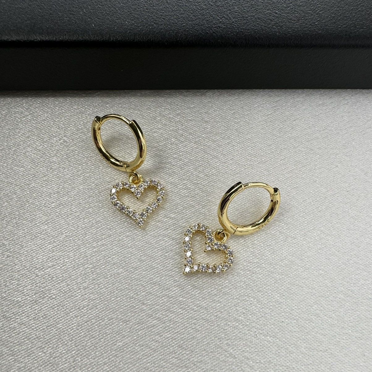 Other CZ Love Heart Dangle Drop Earrings for Women Size ONE SIZE - 2 Thumbnail