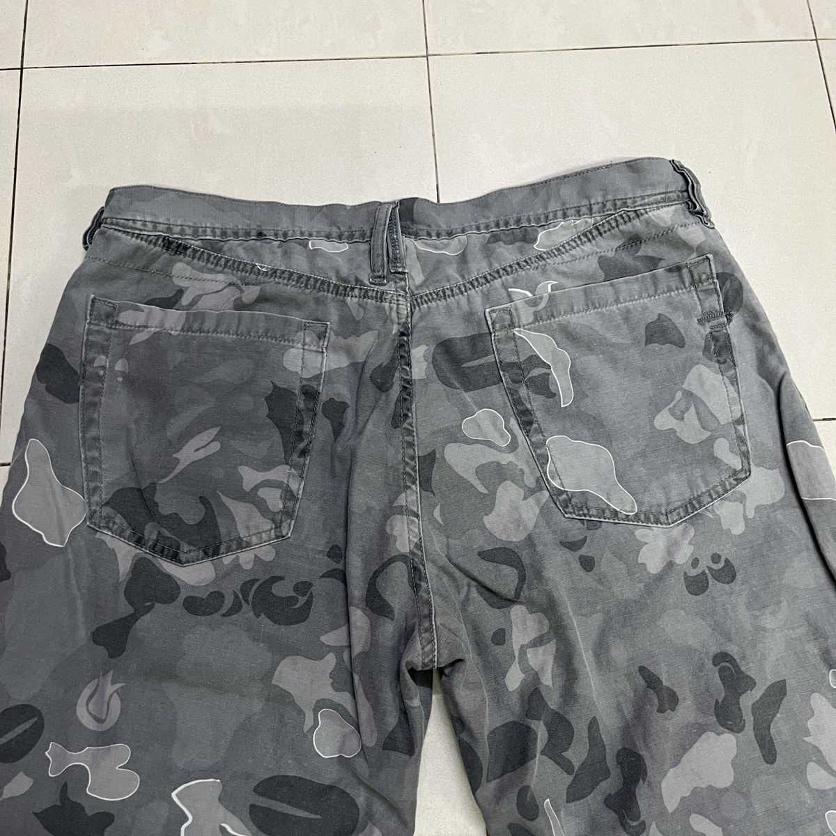 Diesel × Vintage Vintage Diesel Camouflage Baggy Pants Size US 32 / EU 48 - 12 Thumbnail