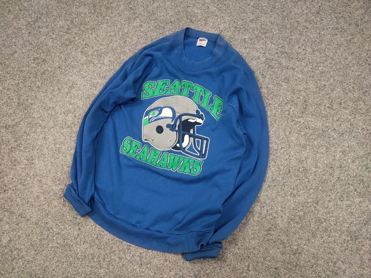 Vintage Vintage 80's Seattle Seahawks Logo Blue Crew neck Sweatshirt Size US M / EU 48-50 / 2 - 3 Thumbnail