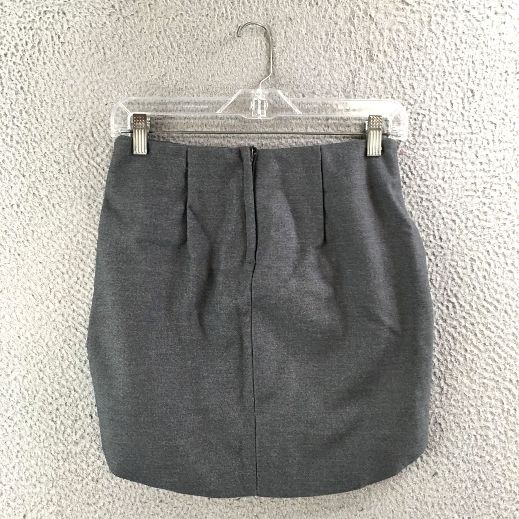 H&M H&M Skirt Womens 4 Classic Mini Short Flat Front Zipped Pockets Gray Casual Size 27" / US 4 / IT 40 - 7 Thumbnail