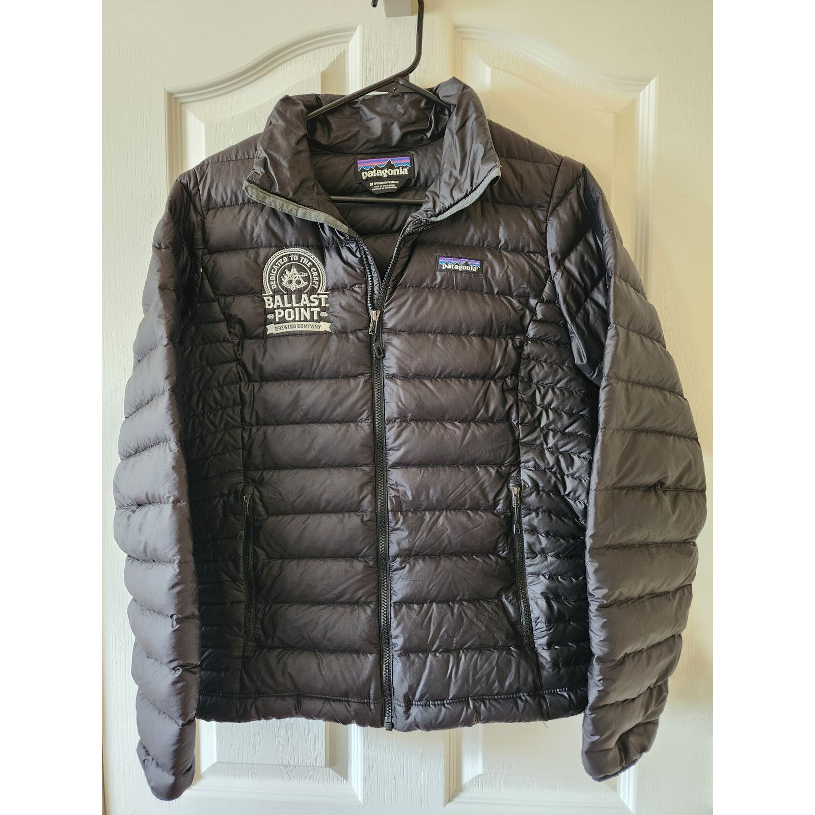 Patagonia Patagonia M Womens Full-Zip Down Sweater Puffer Jacket Black Size M / US 6-8 / IT 42-44 - 1 Thumbnail