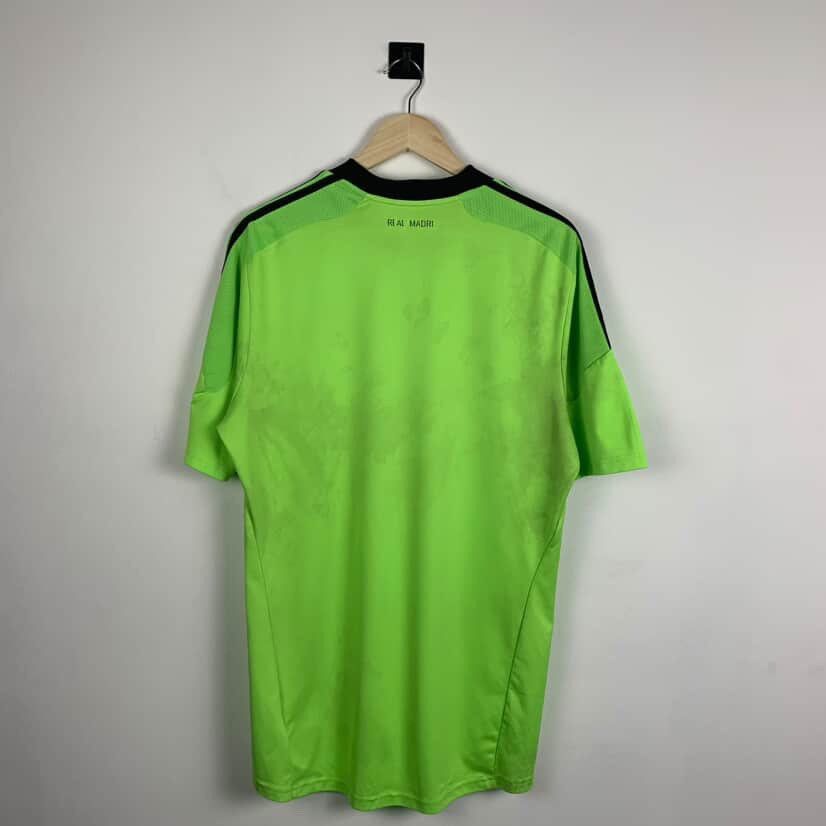 Adidas Vintage adidas Real madrid soccer jersey away green rare L Size US L / EU 52-54 / 3 - 5 Thumbnail
