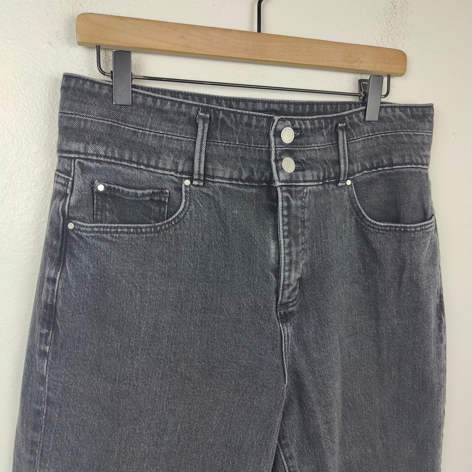 Ann Taylor Ann Taylor The Straight Crop Jeans Womens 10 Black Wash Size 32" / US 10 / IT 46 - 2 Thumbnail