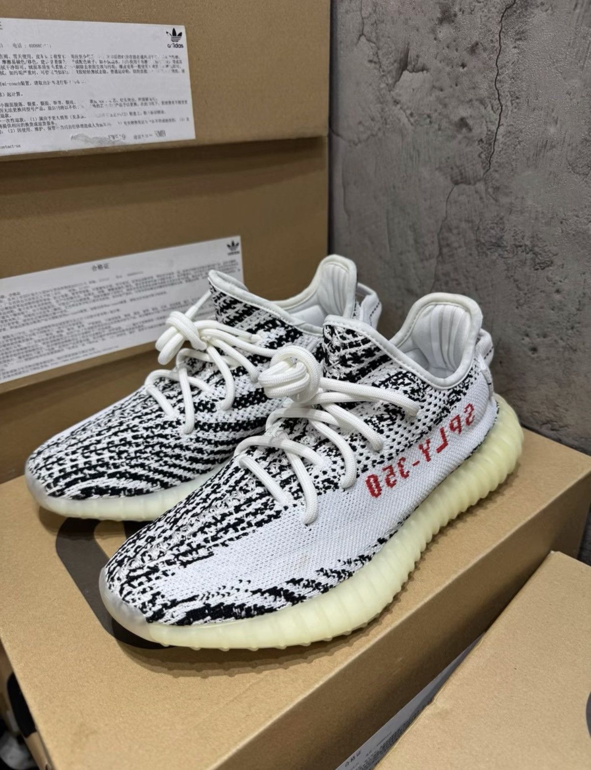 Adidas Adidas Yeezy 350 Zebra, 2020 Version, Style Code CP9654 K37 Size US 8 / IT 38 - 9 Thumbnail