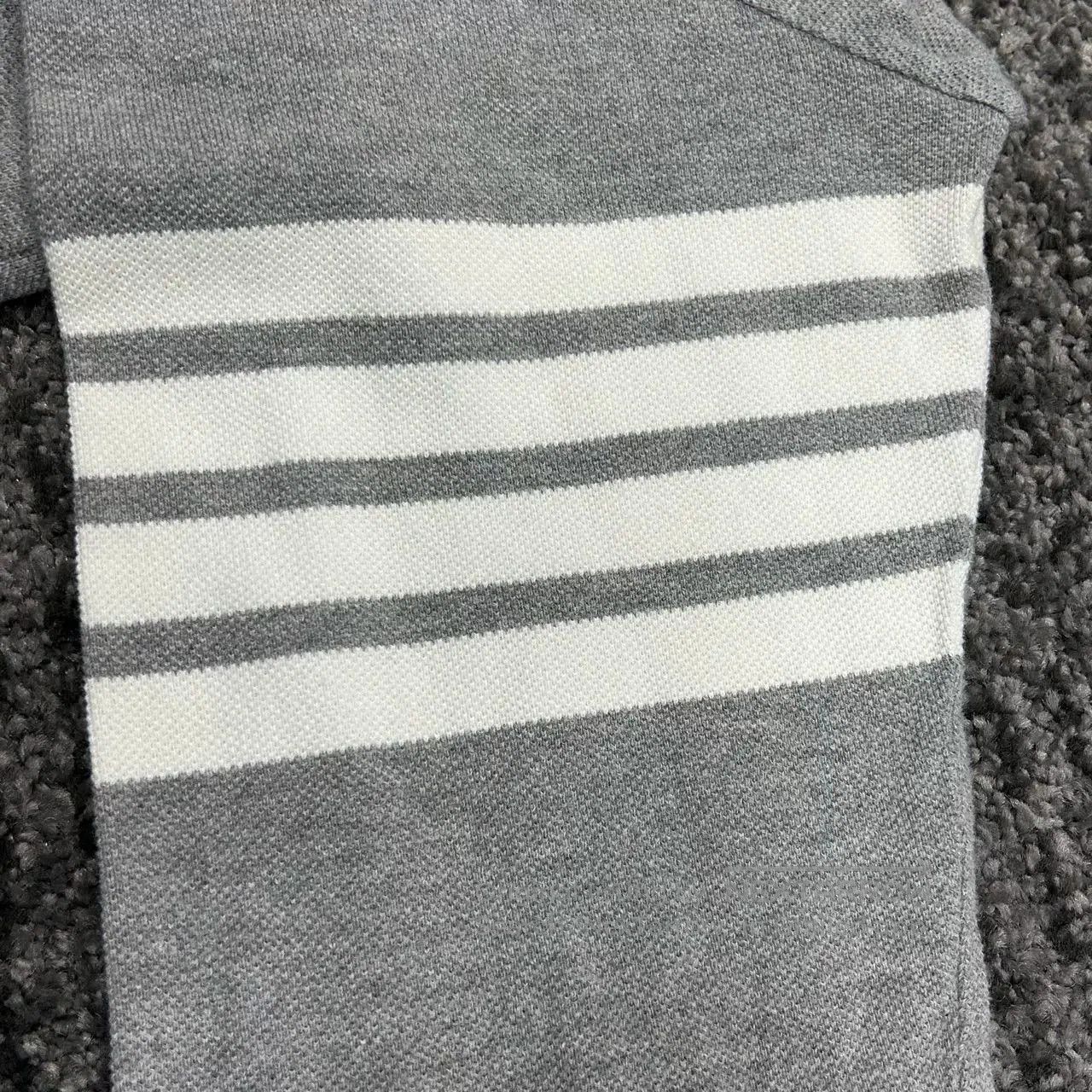 Thom Browne thom browne gray long sleeve wool sweater. Size US XS / EU 42 / 0 - 6 Thumbnail