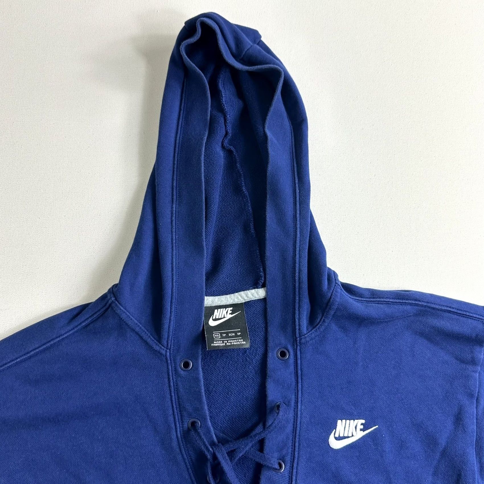 Nike Nike Sportswear Club Lace-Up Hoodie Women XS Blue Pullover 929531-478 Gym City Classic College School Sports Hoodie Mens? Size XS / US 0-2 / IT 36-38 - 6 Thumbnail