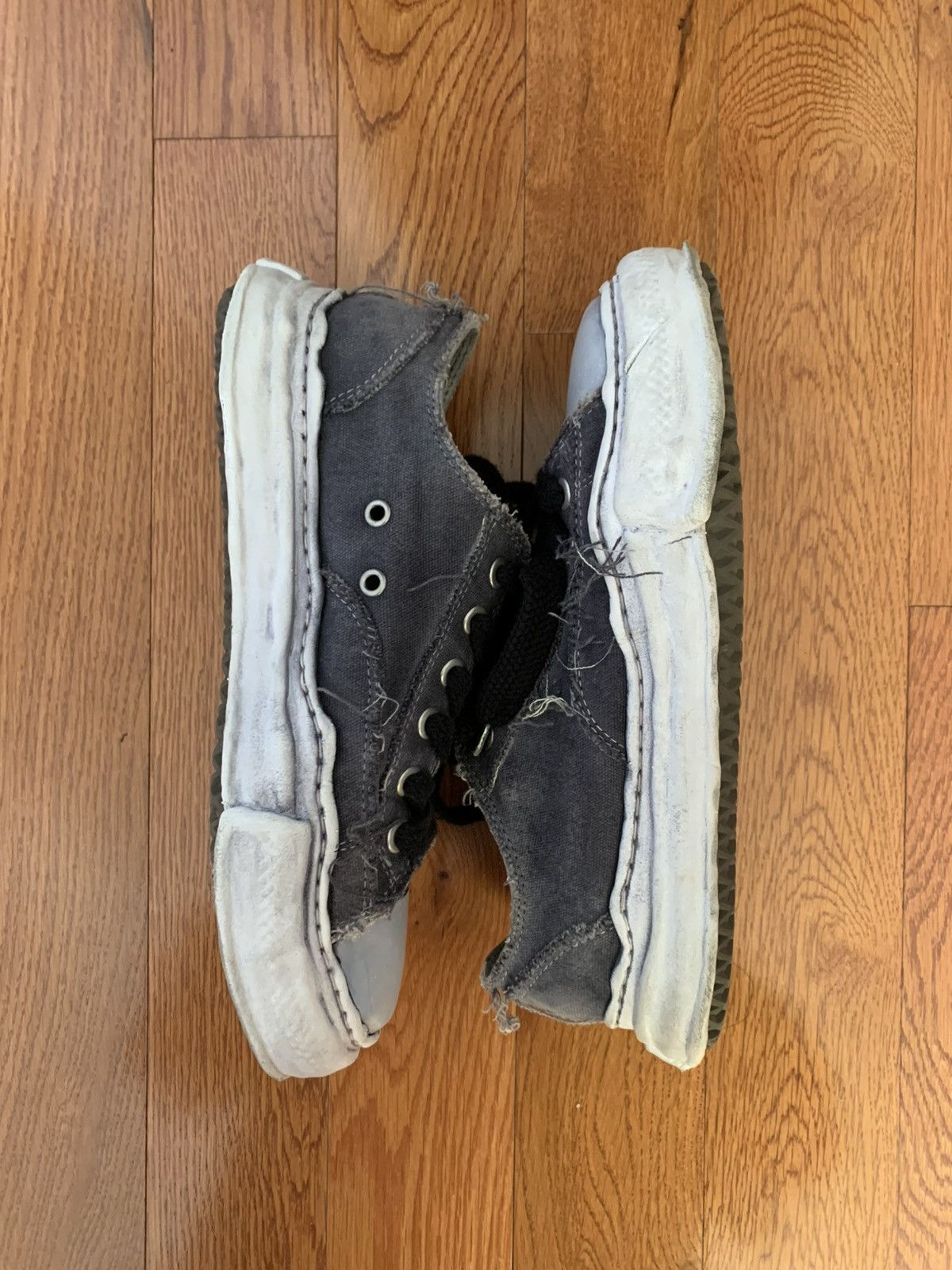 Maison MIHARA YASUHIRO Maison Mihara Yasuhiro Black Over-Dyed Peterson Sneakers Size US 9 / EU 42 - 2 Thumbnail