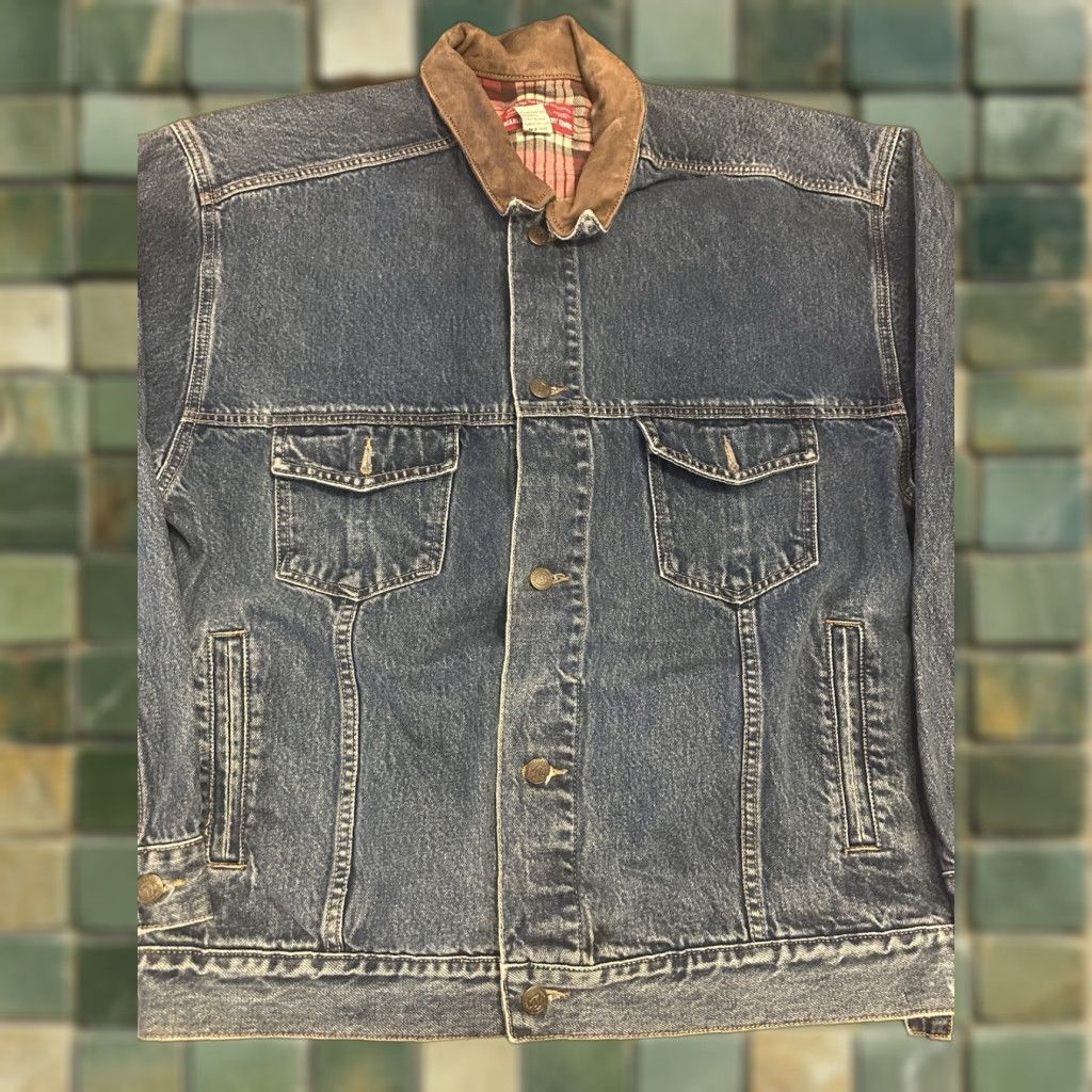 VINTAGE Marlboro Jacket Denim Trucker XL Men Blue Leather Collar 90s Bomber Style Country Store All Seasons Buttoned Collared Denim