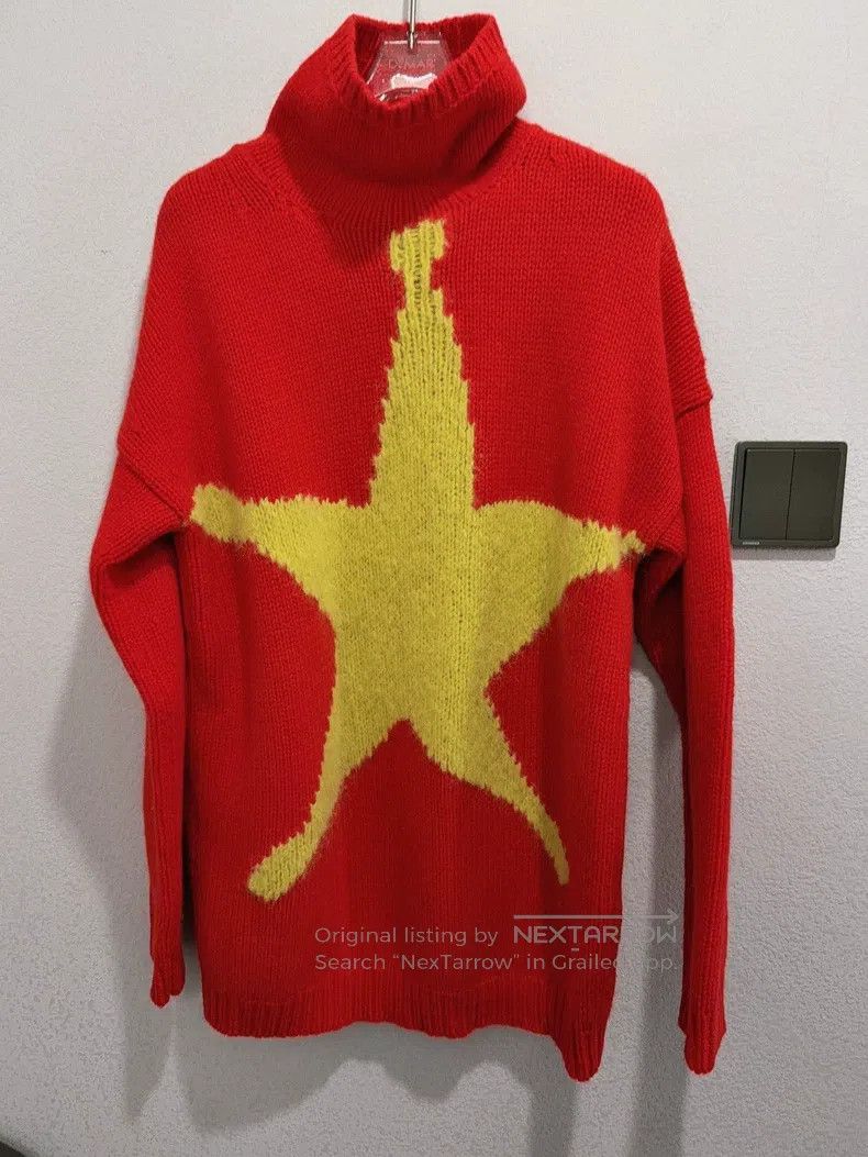 Acne Studios Acne Studios Red pentagram high-neck sweater Size XS / US 0-2 / IT 36-38 - 1 Thumbnail