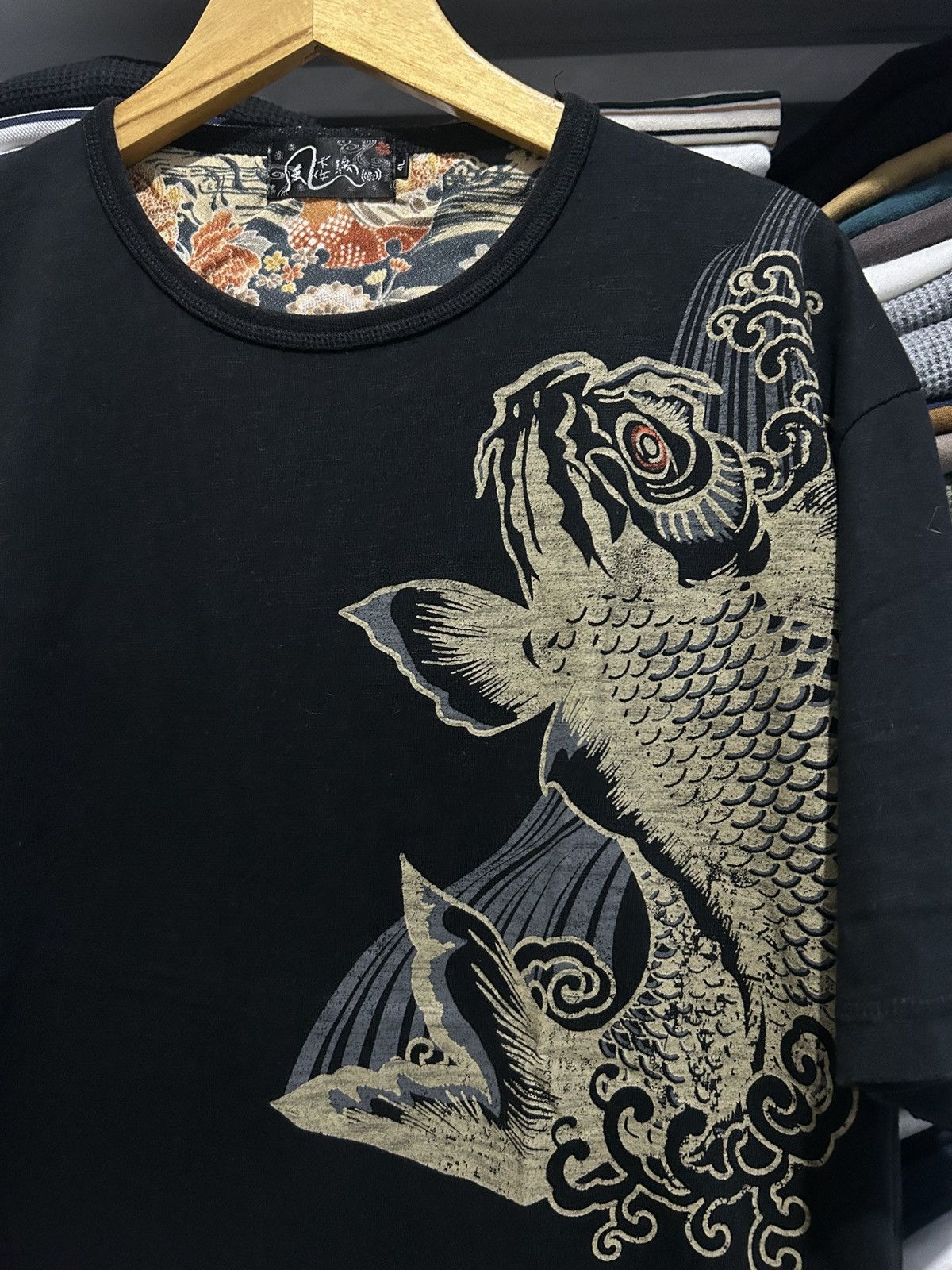 Japanese Brand Japanese Art sukajan Giant koi fish Size US XXL / EU 58 / 5 - 4 Thumbnail