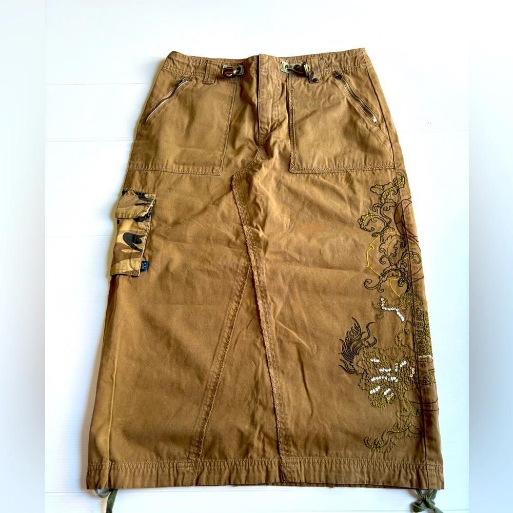 Designer Y2K Soho Cargo Embroidery Skirt Size 28" / US 6 / IT 42 - 1 Thumbnail