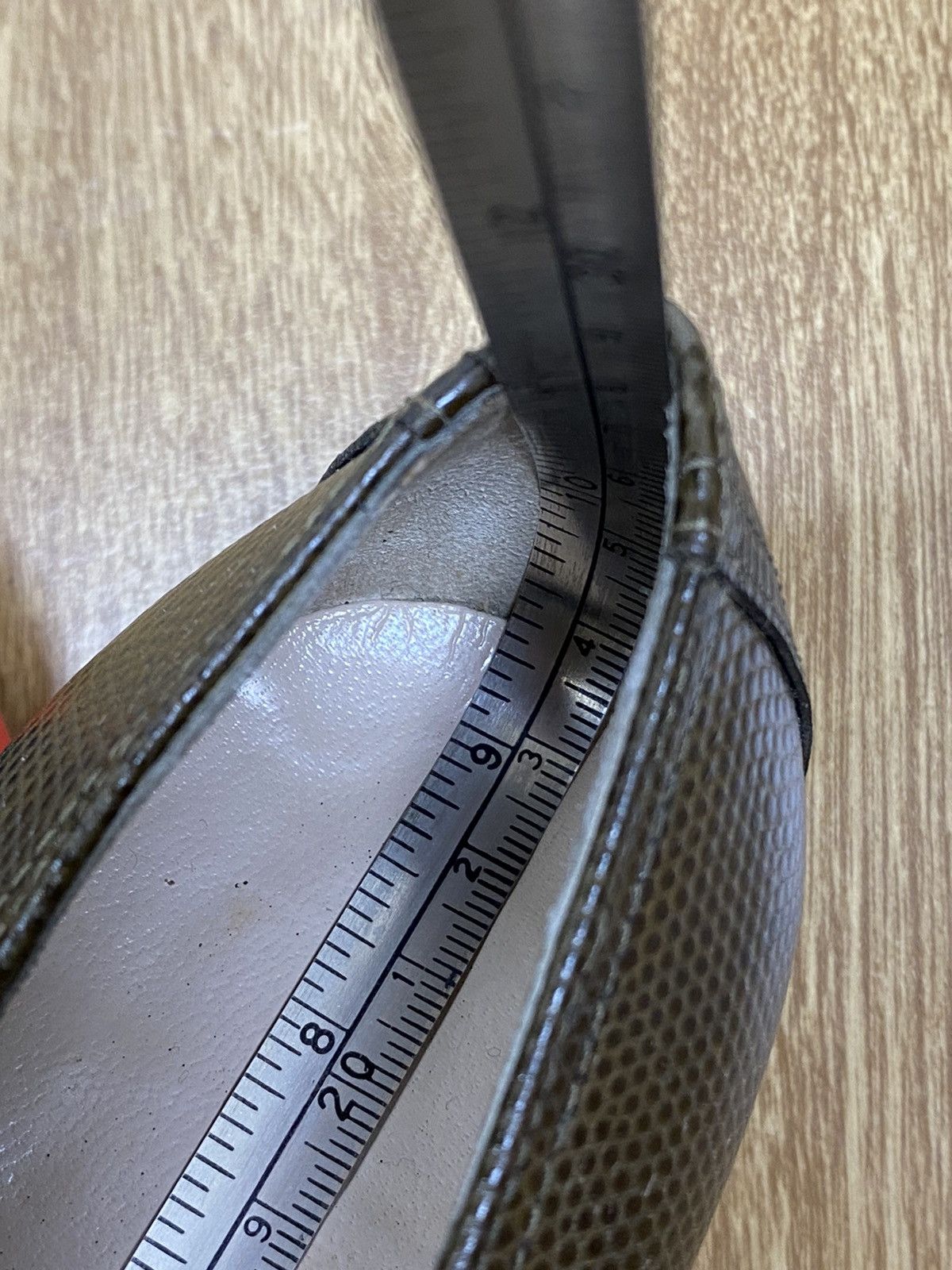 Salvatore Ferragamo × Vintage Vintage Salvatore Ferragamo Heels Size US 7 / IT 37 - 12 Thumbnail