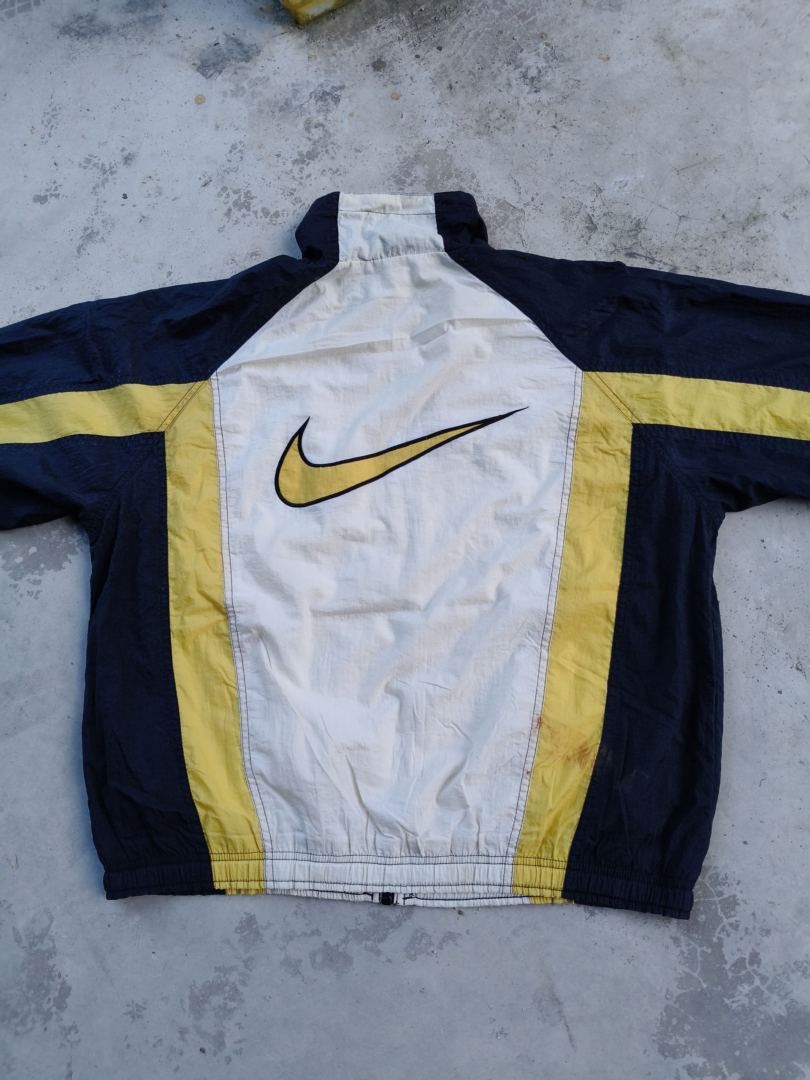 Nike Vintage Nike Swoosh Big Logo Size US S / EU 44-46 / 1 - 6 Thumbnail