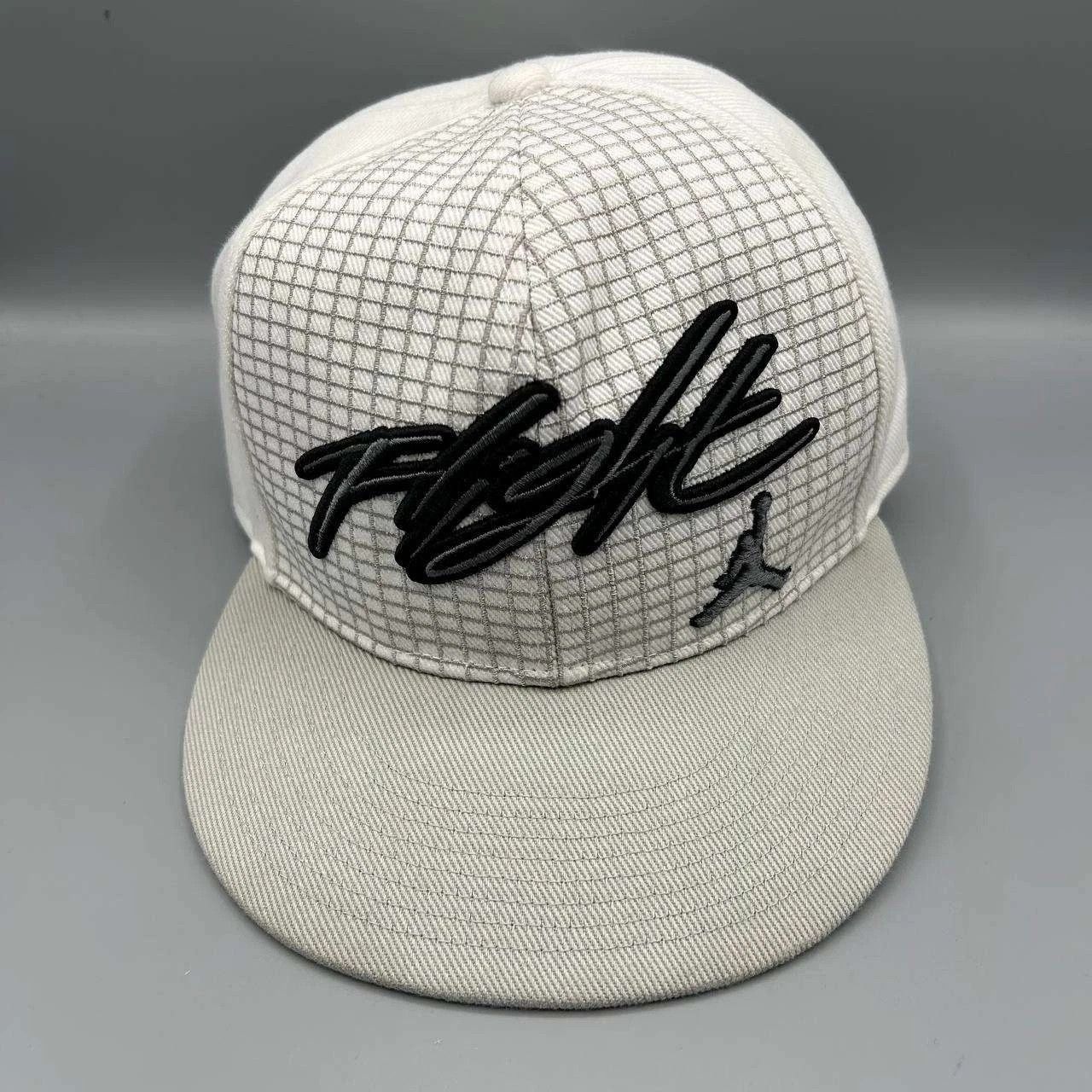 Jordan Brand Air Jordan Flight Hat Men 7 3/8 Embroidered Fitted Cotton Size ONE SIZE - 1 Thumbnail
