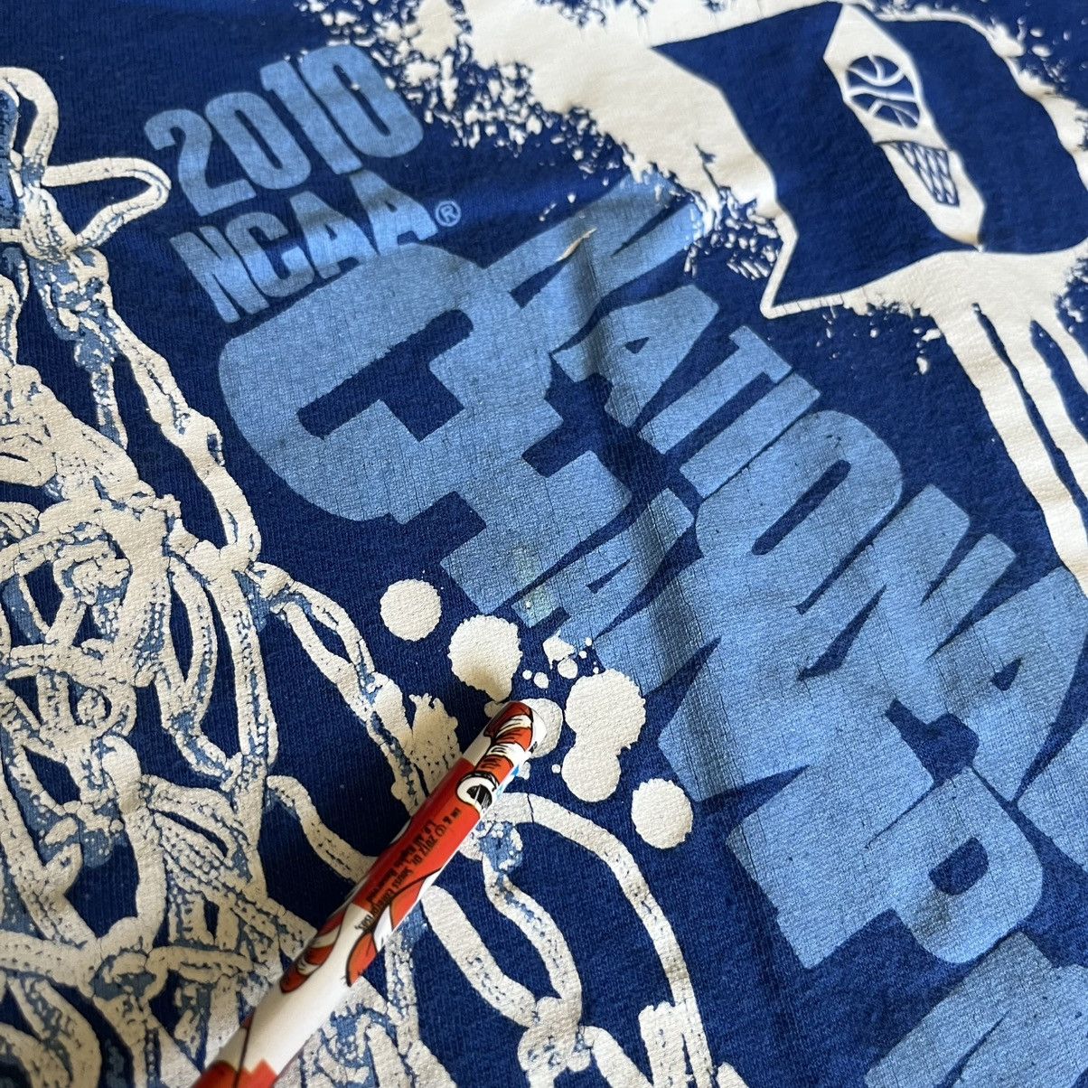 Nike Vintage 2010 Nike Duke Final Four College Championship Tee Size US XXL / EU 58 / 5 - 5 Thumbnail