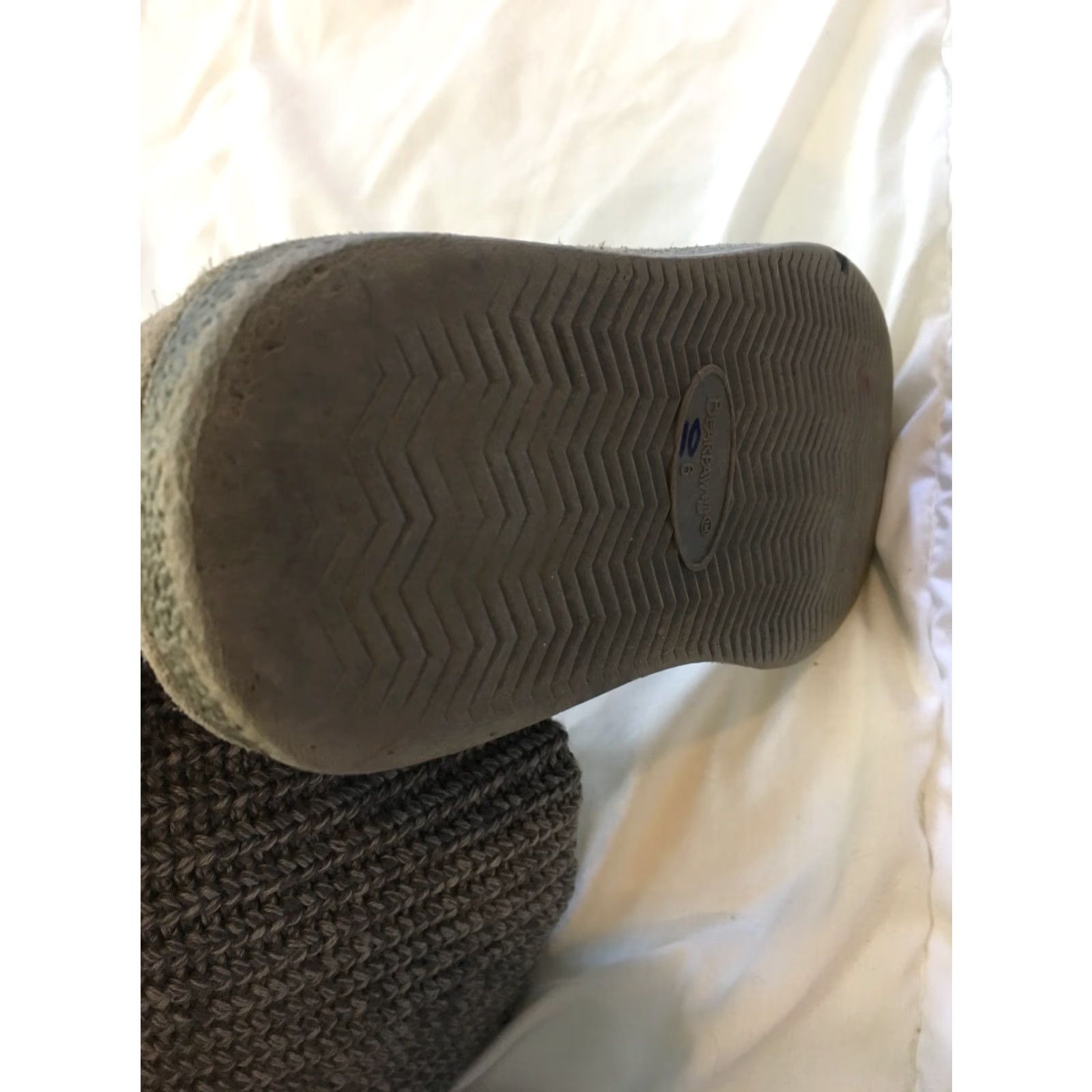 Vintage Bearpaw Women's Boot Gray Suede Knit Uppers & Sheepskin Lining Fold-Over 6 US Size 6 Size US 6 / IT 36 - 4 Thumbnail