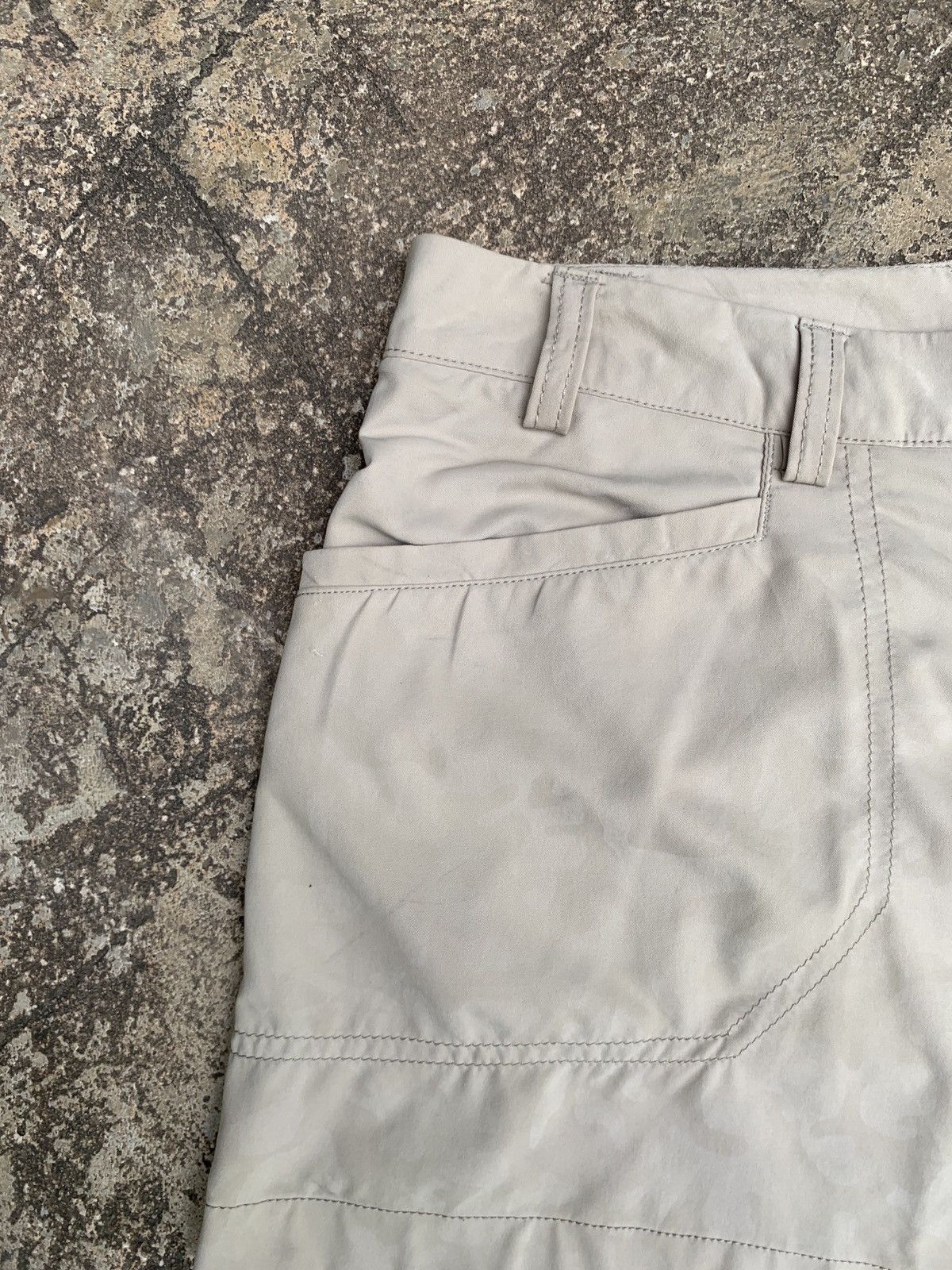 The North Face × Vintage 2000s The North Face Waterproof Outdoor Hiking Shortpants Size 29" - 5 Thumbnail