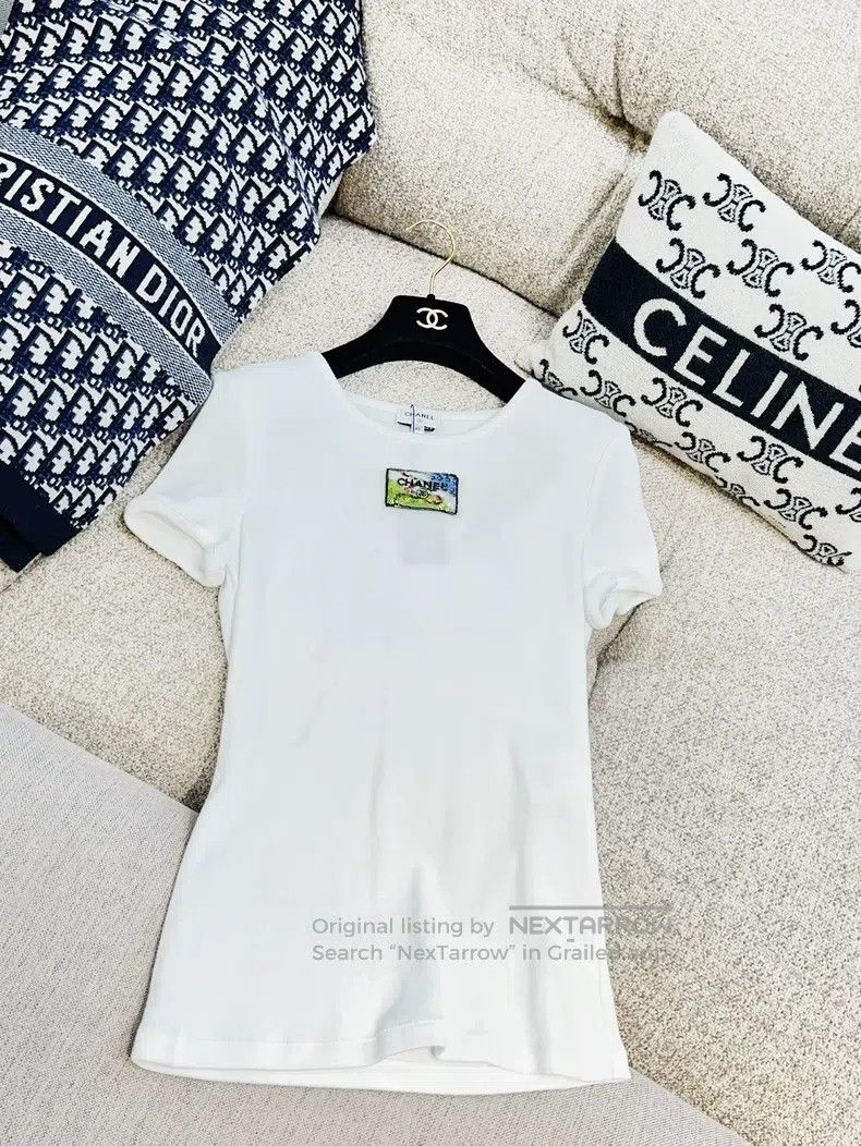 Chanel Chanel Embroidered studded sequin letter short-sleeved T-s Size S / US 4 / IT 40 - 2 Thumbnail